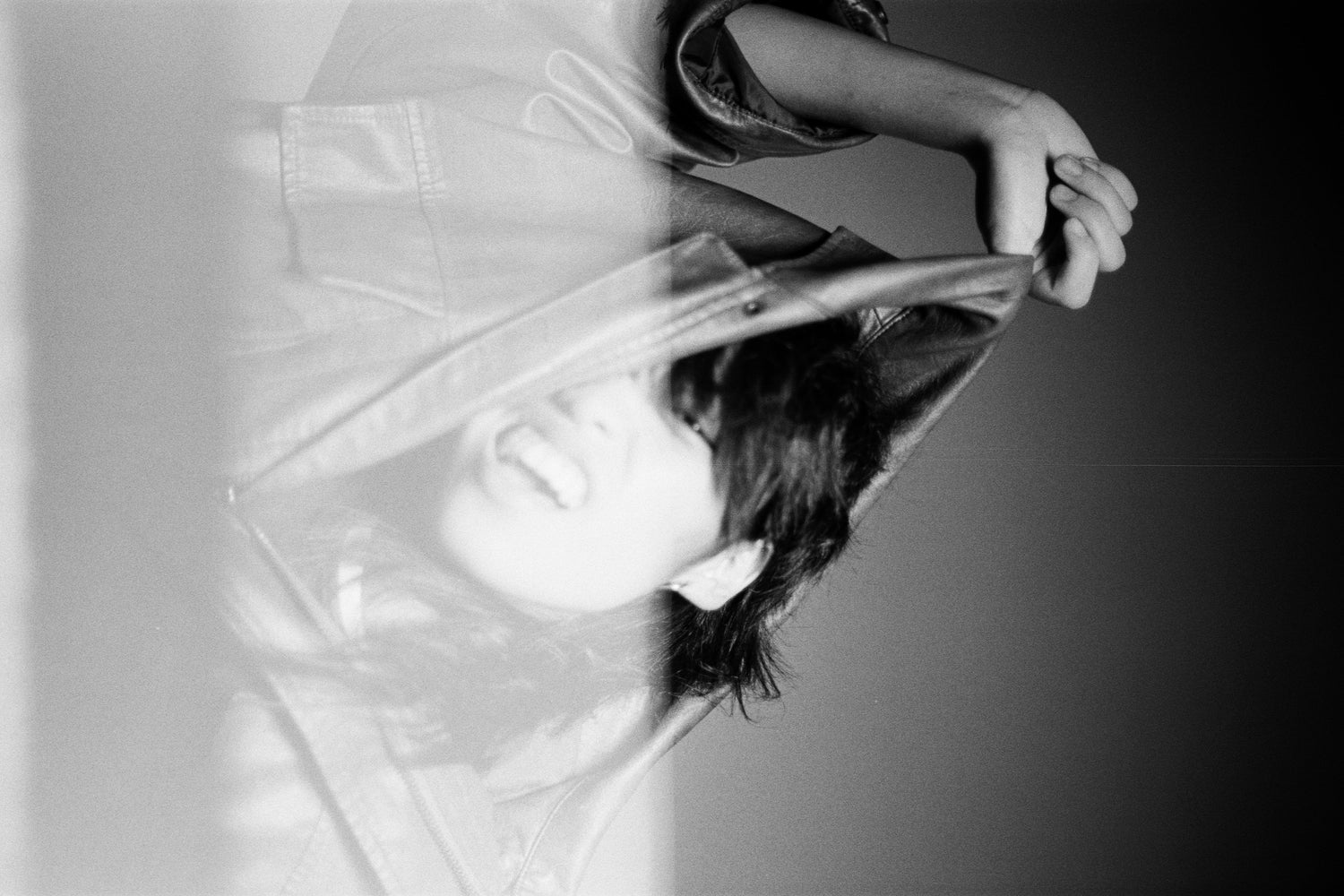 Ixaras Unveils Bold New Anthem 'Do U Like Girls?' Ahead of Sold-Out Tour