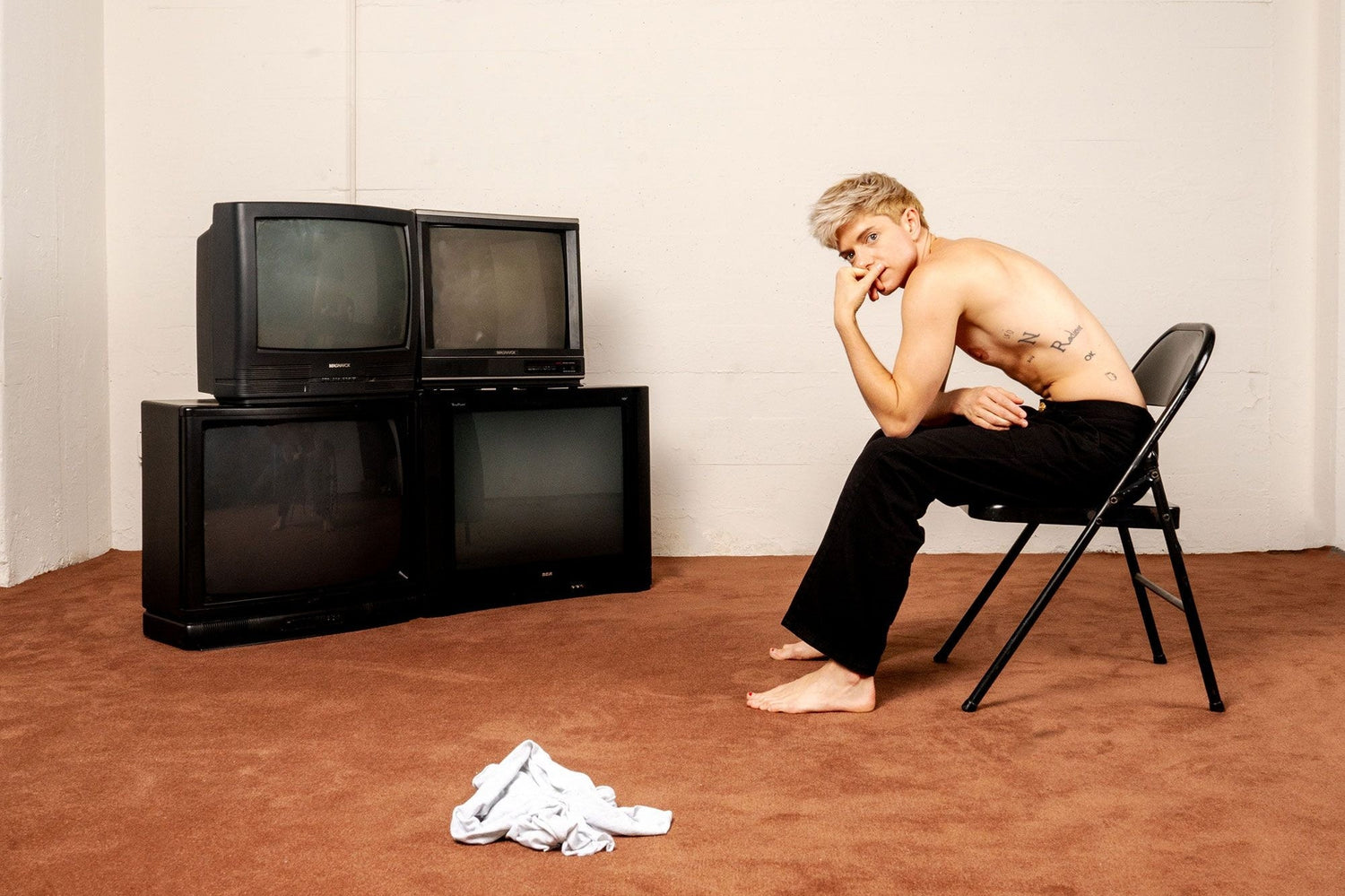 Looking Back At Mae Martin’s Introspective Debut Record