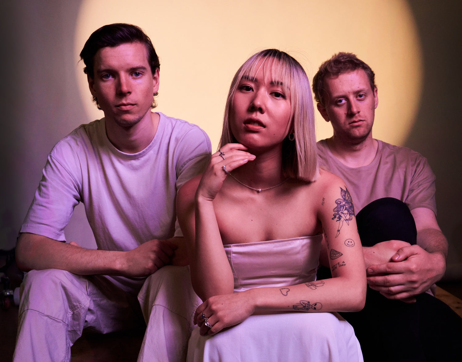 Dynamic three-piece Lost Memories share their genre-defying masterpiece ‘Feelings’