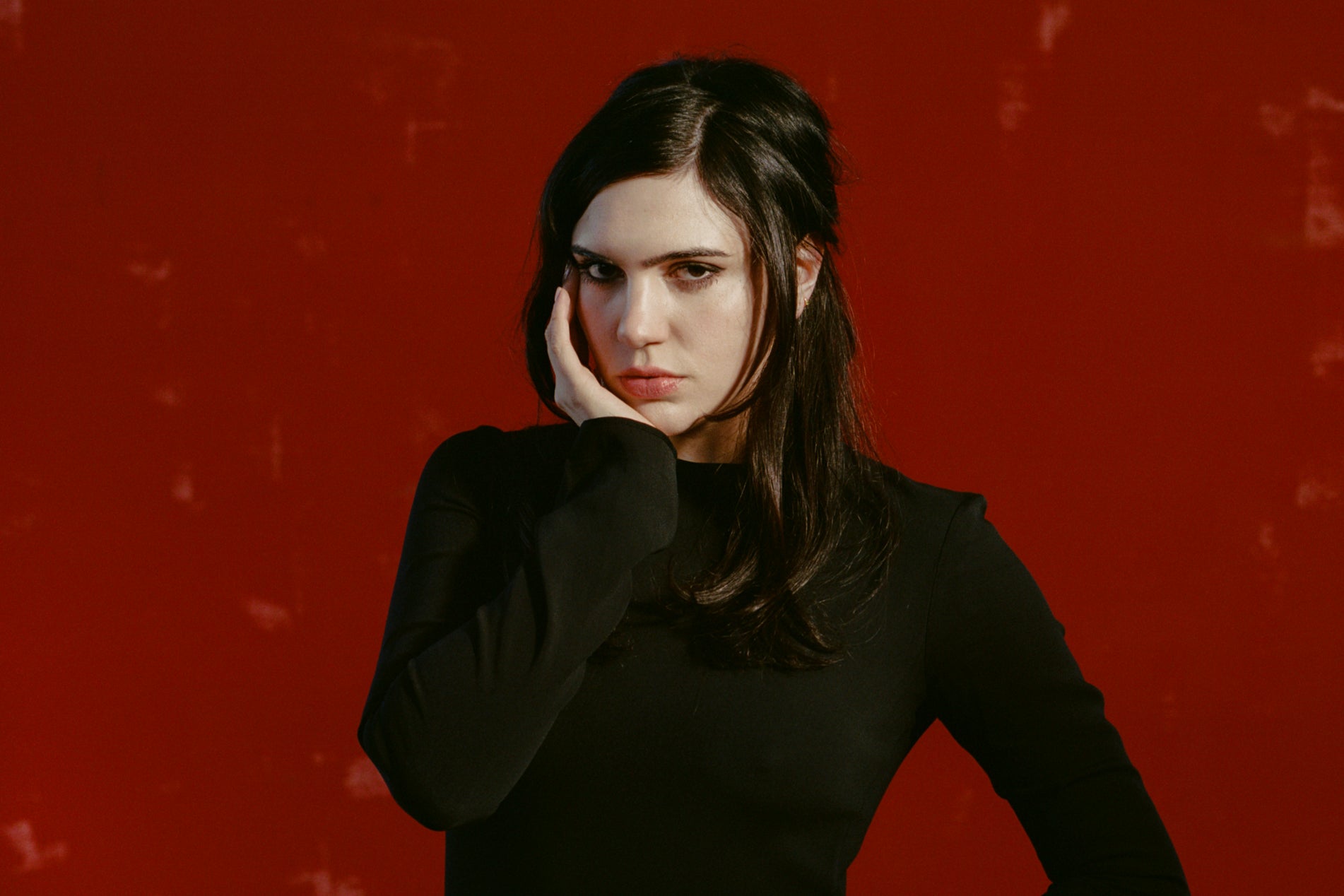 Julia Cumming Steps Into the Light With New Album and Video