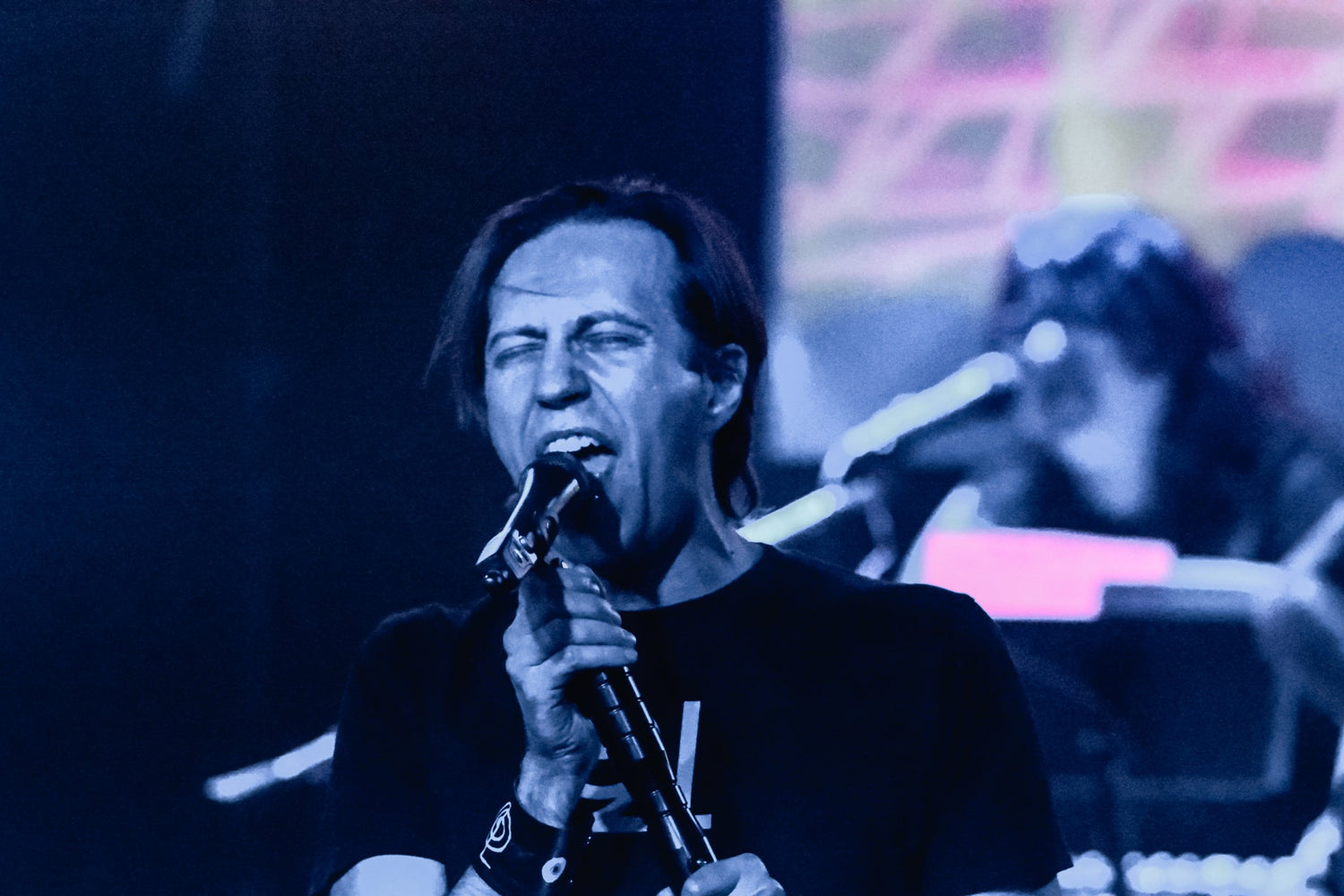 Black Hole Zion Take a Wild Trip Through the 'Wormhole Aliens'