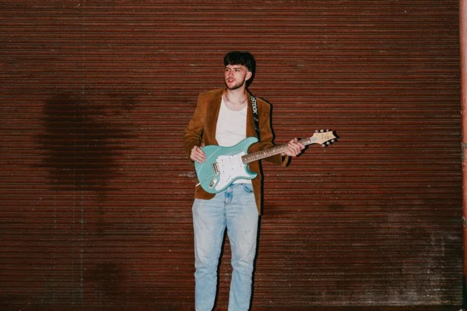 Jackson Broom’s Latest Single ‘Hey Jane’ Is a Folk-Infused Anthem