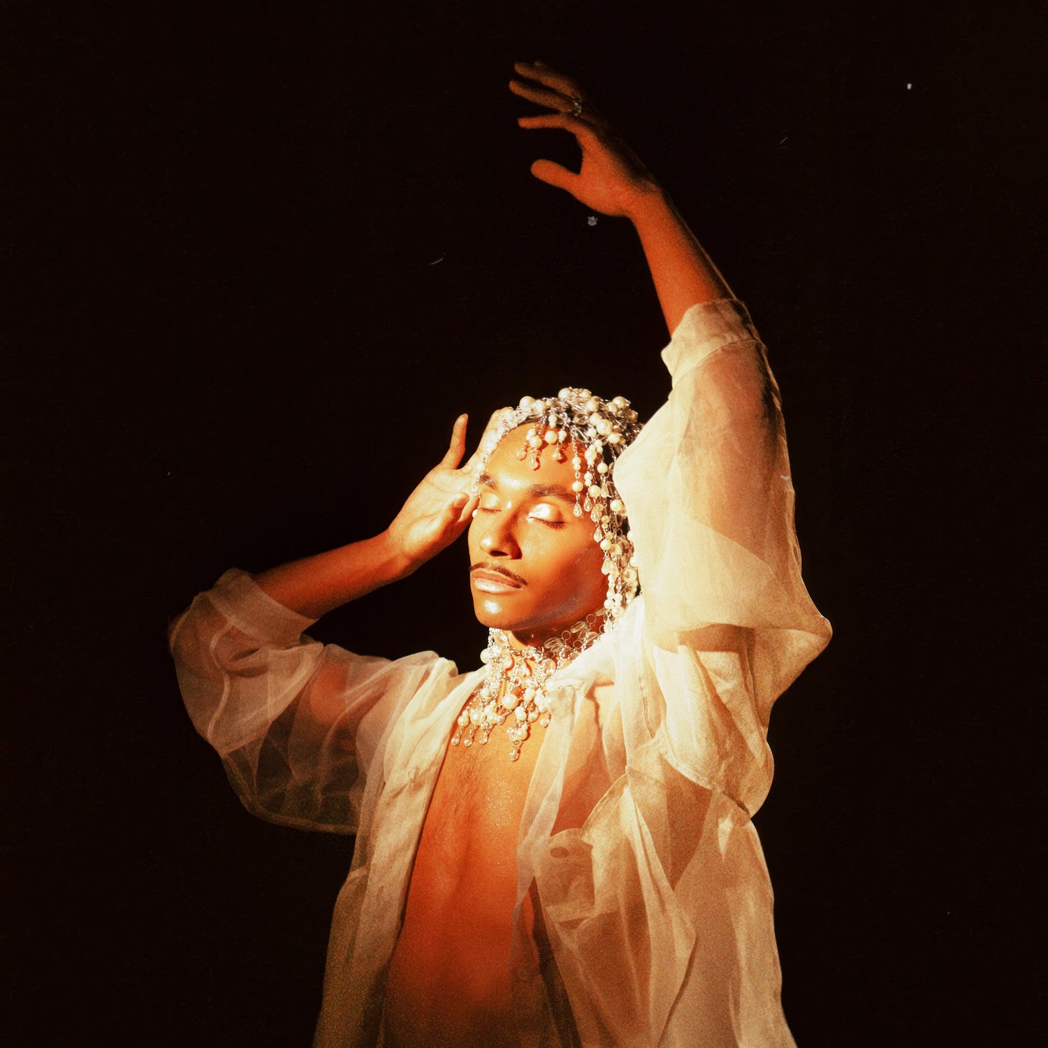 Forest Claudette Shines Bright with Soulful New Anthem 'Moonlight' and Evocative Video