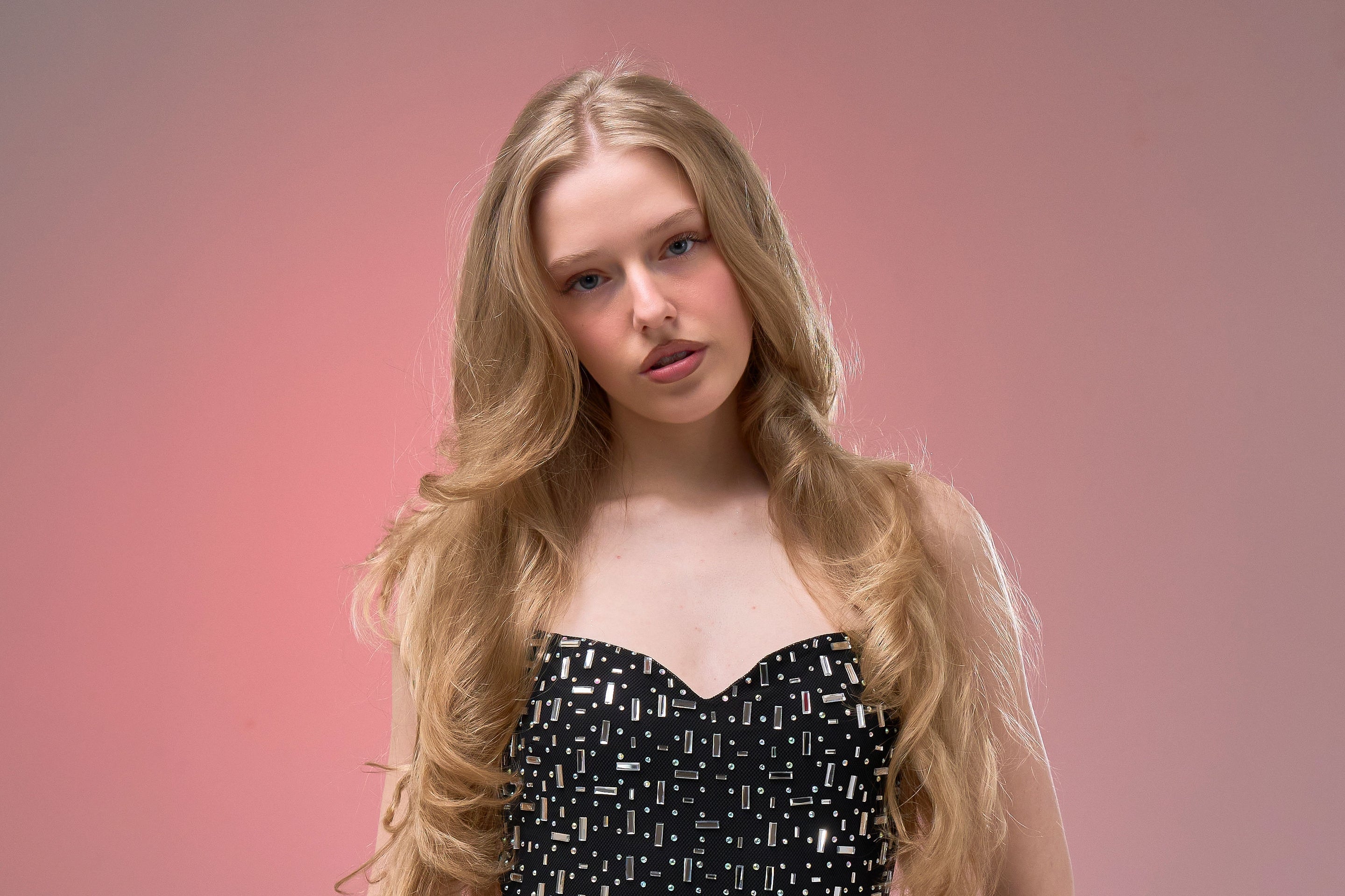 Giselle Niemand Shares ‘Fake Love’, Her Most Mature Single Yet