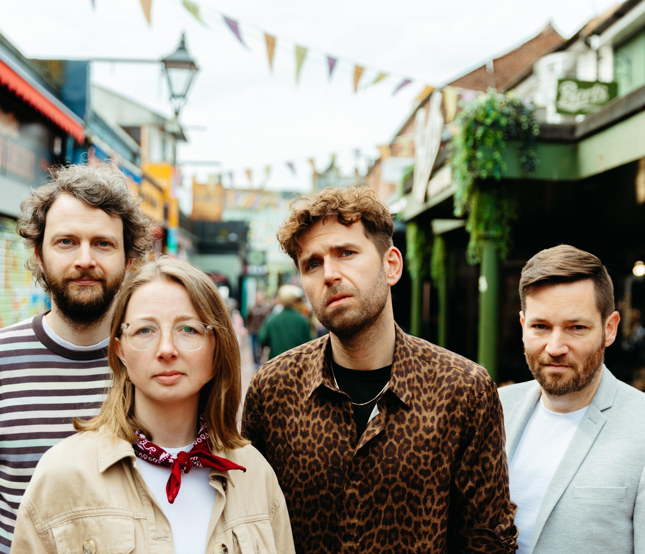 Hamburg's HÆCTOR celebrate imperfection and incompleteness in new single 'Incomplete'