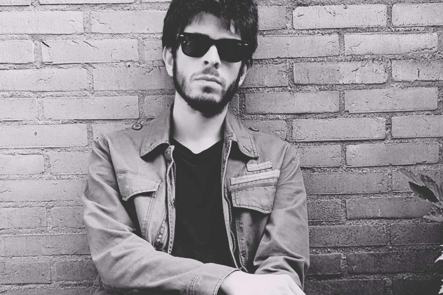 Pierre Lecarpentier on Going Solo, Ethereal Psych-Rock, and ‘Waves’