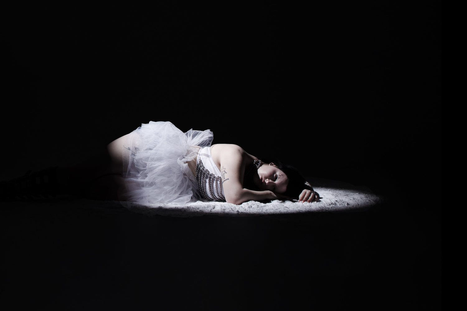 HONEY Will Make Her Gothic Debut in Melbourne This November