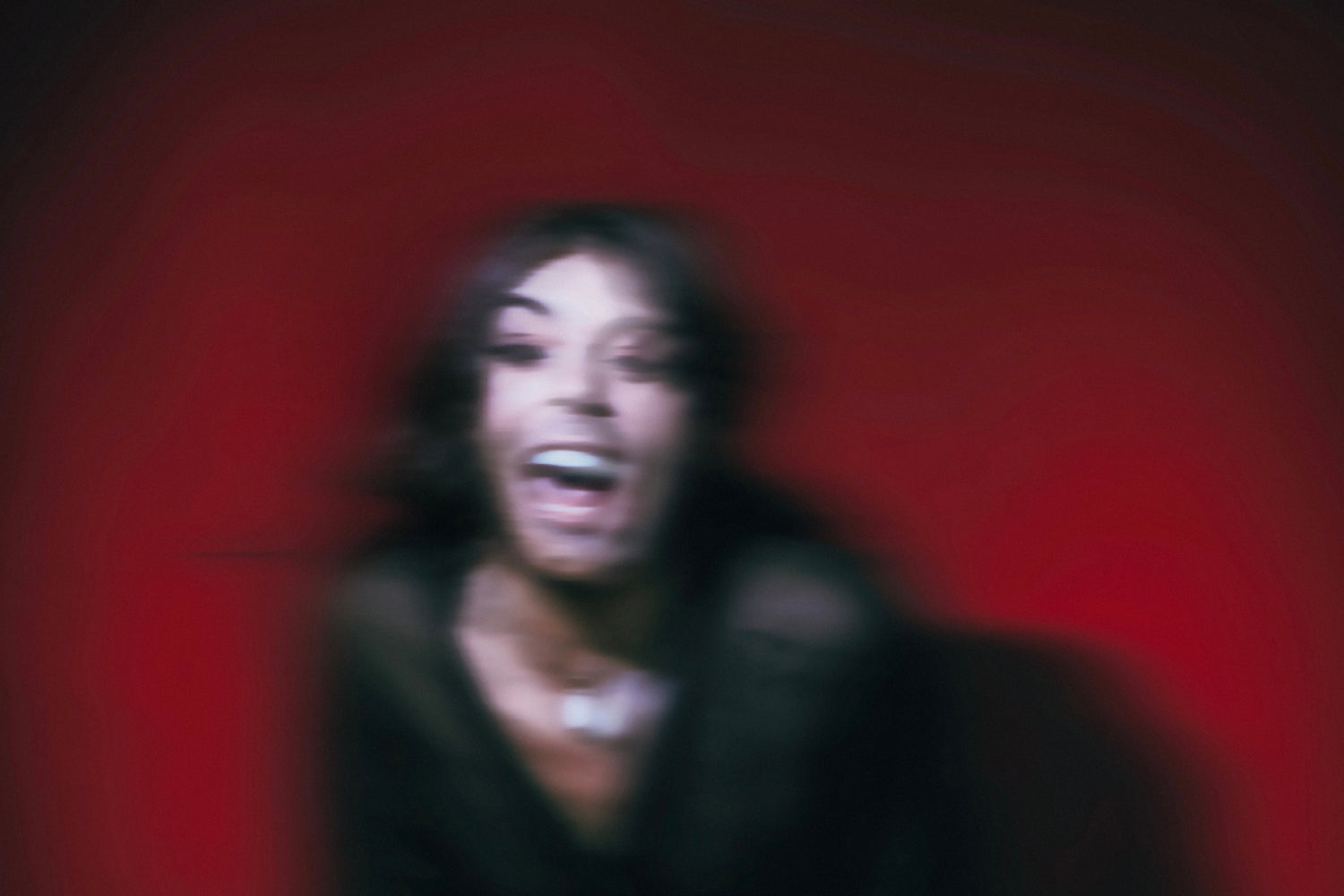 VHEXPERTINE Returns with Haunting Alt-pop Anthem 'Laura Palmer'