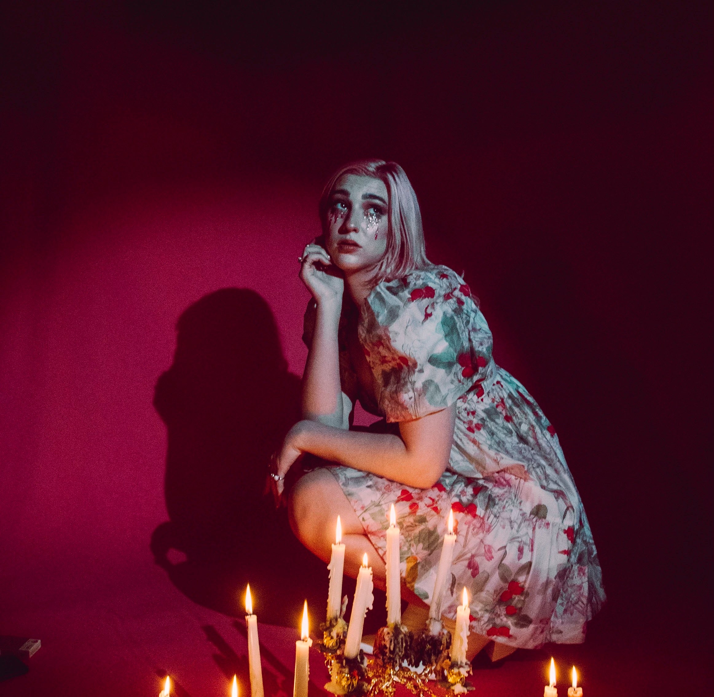 Los Angeles’ alt-pop artist Bashlow is back with her moody single ‘Pretty Crier’
