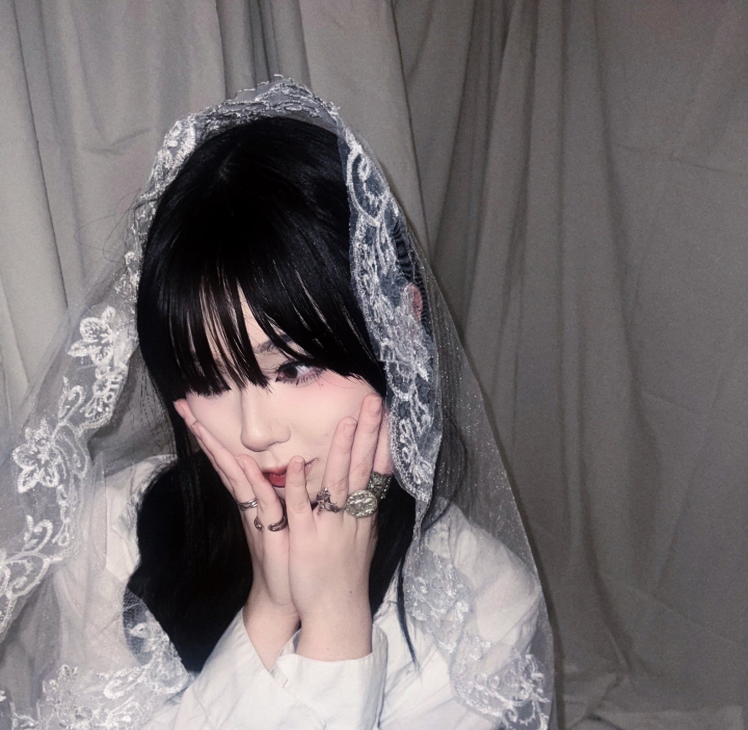 Rising star Soki Yue shares her first single of the year with ‘Loyal Like a Dog’