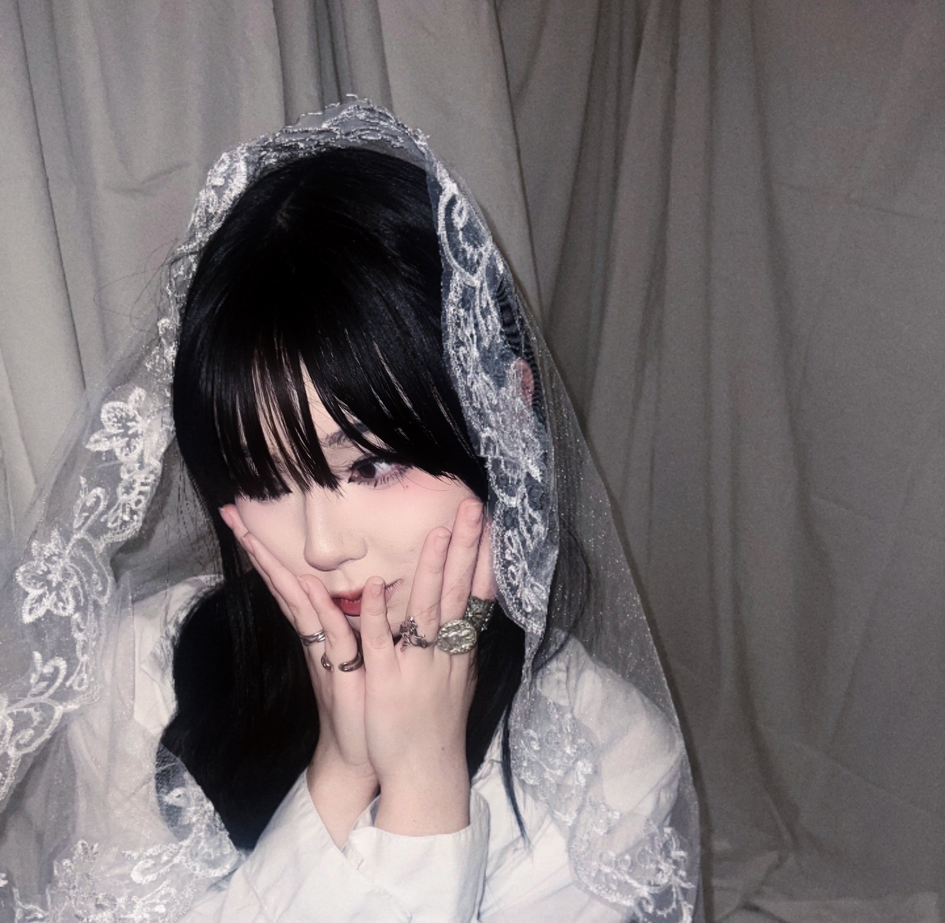 Rising star Soki Yue shares her first single of the year with ‘Loyal Like a Dog’