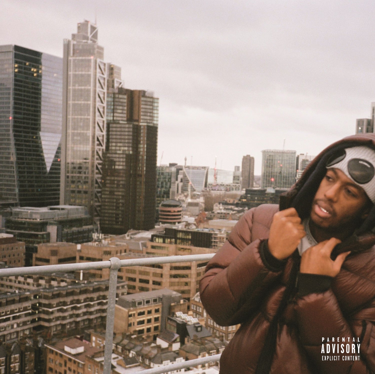 Fast-emerging London artist Korby has dropped an intoxicating new track 'Nosebleeds'