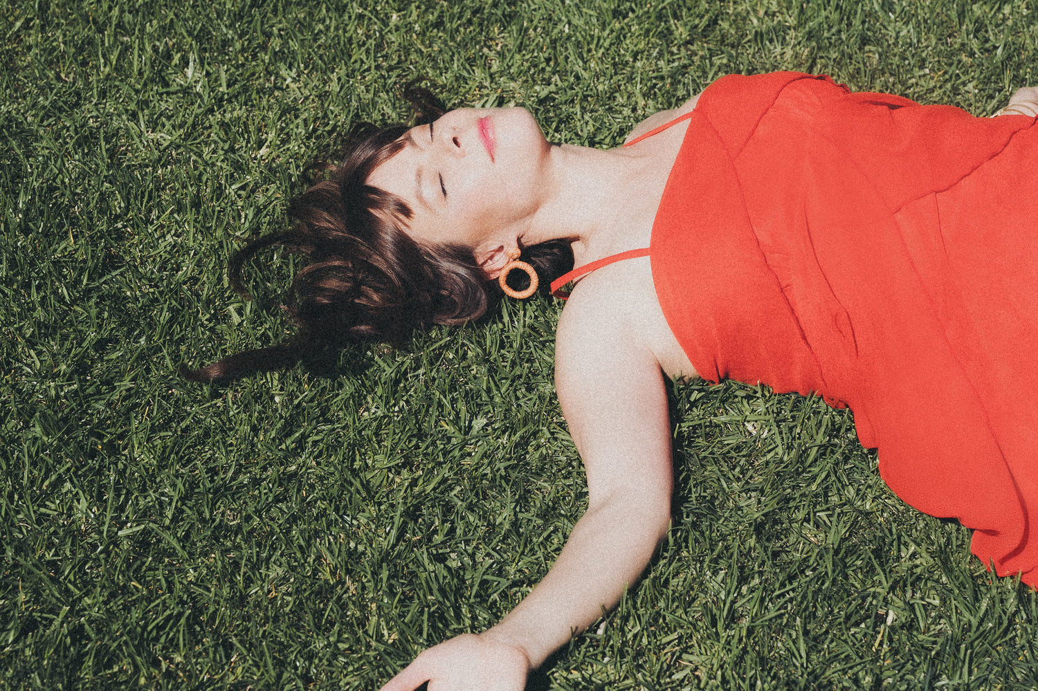 Lenka Weaves a Sonic Spell on New Single ‘Good Days’