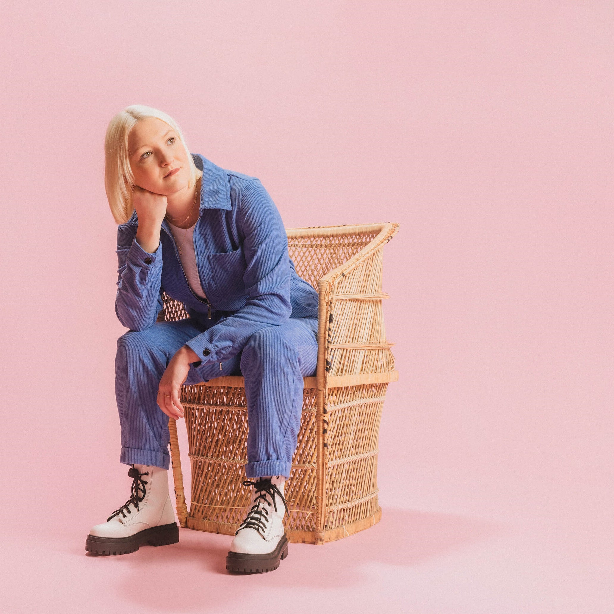 Molly Warburton - 'Gravity'