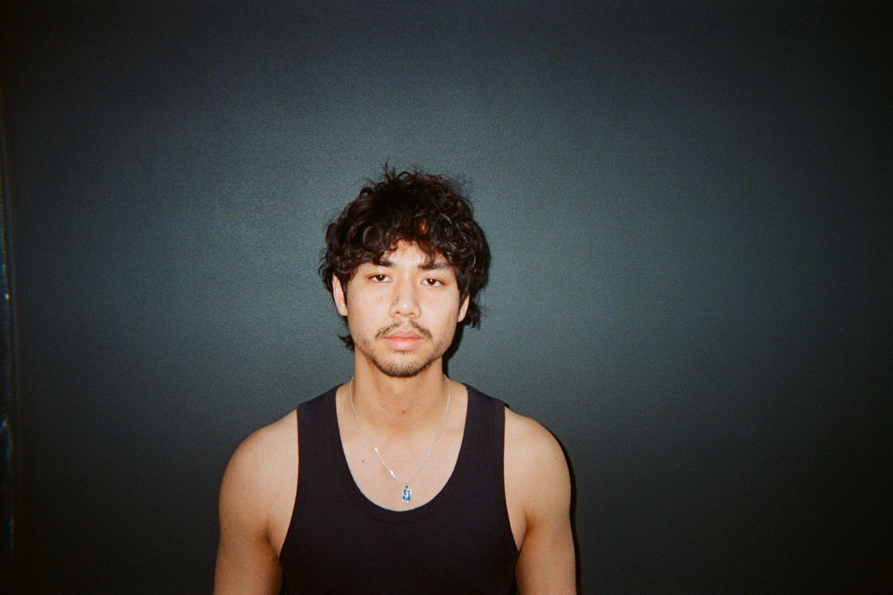 Arky Waters Ignites the Dance Floor with Bass-Heavy Single ‘Molly’