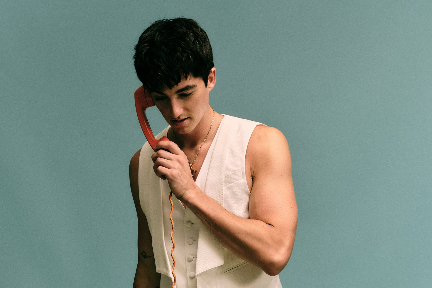 Elijah Woods Finds His Voice on Debut Album, 'Can We Talk?'