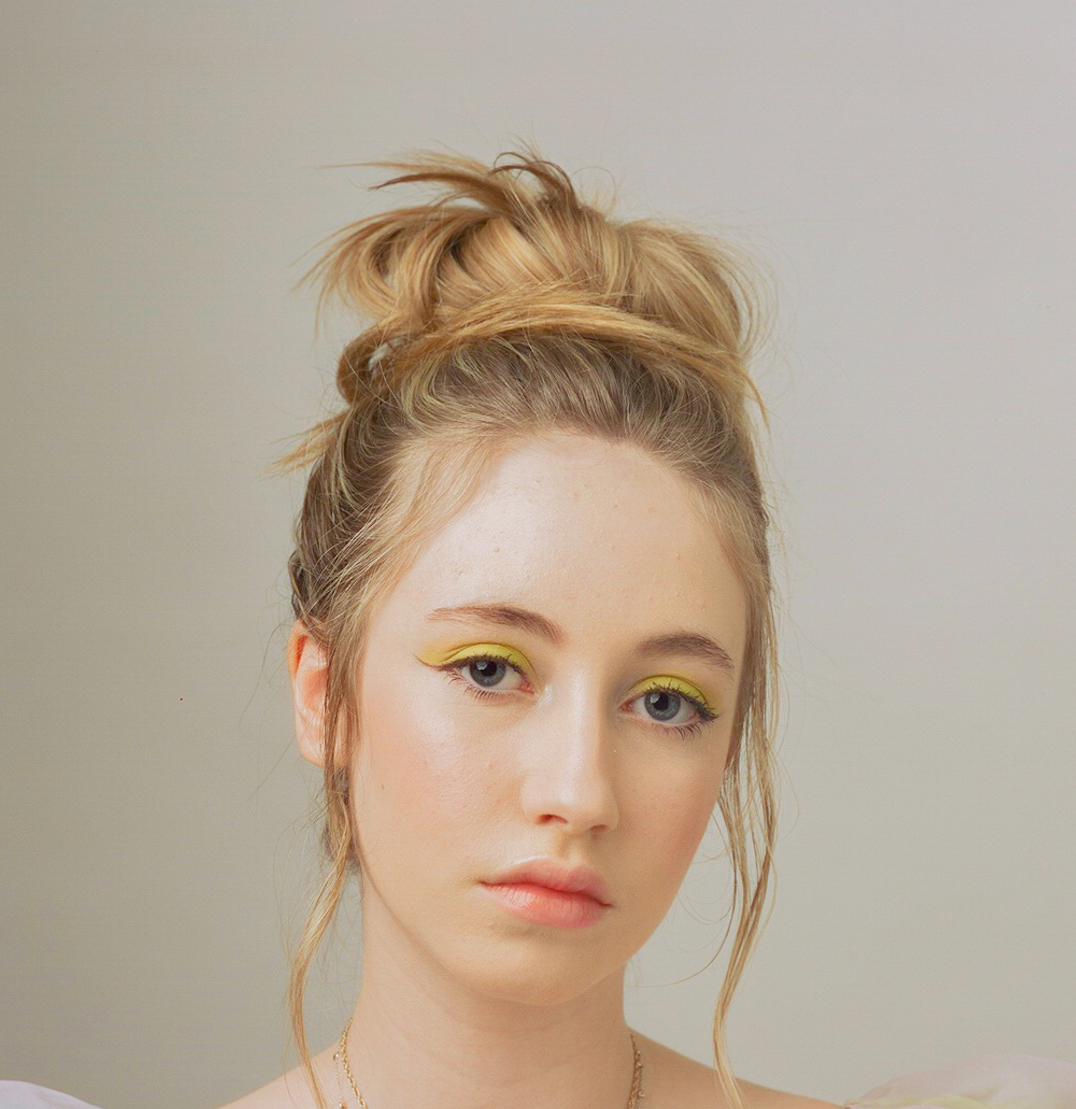 The stunning Edie Yvonne shares her transcendent cover of Blind Melon’s ‘No Rain’