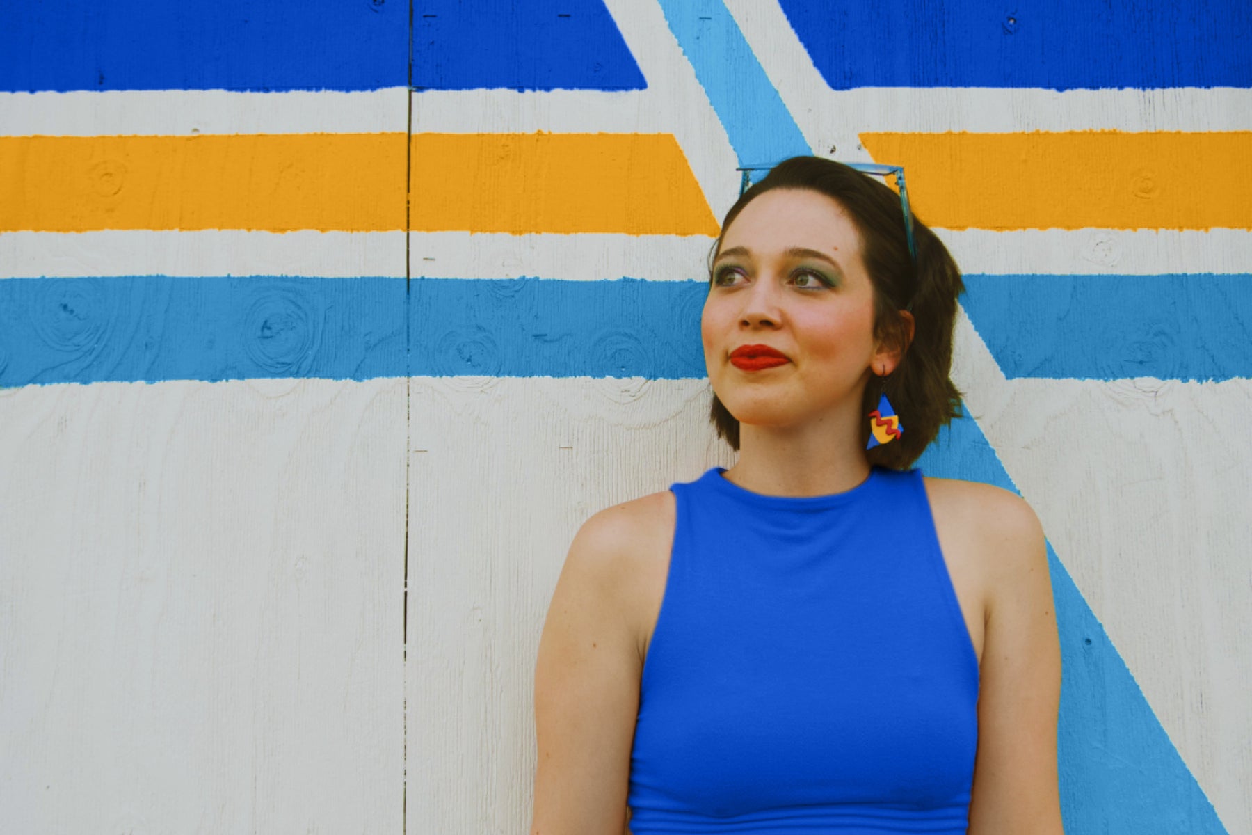 Jenna Vivacora’s Delivers A Vibrant Pop Tale of Longing and Reunion in 'Almost There'