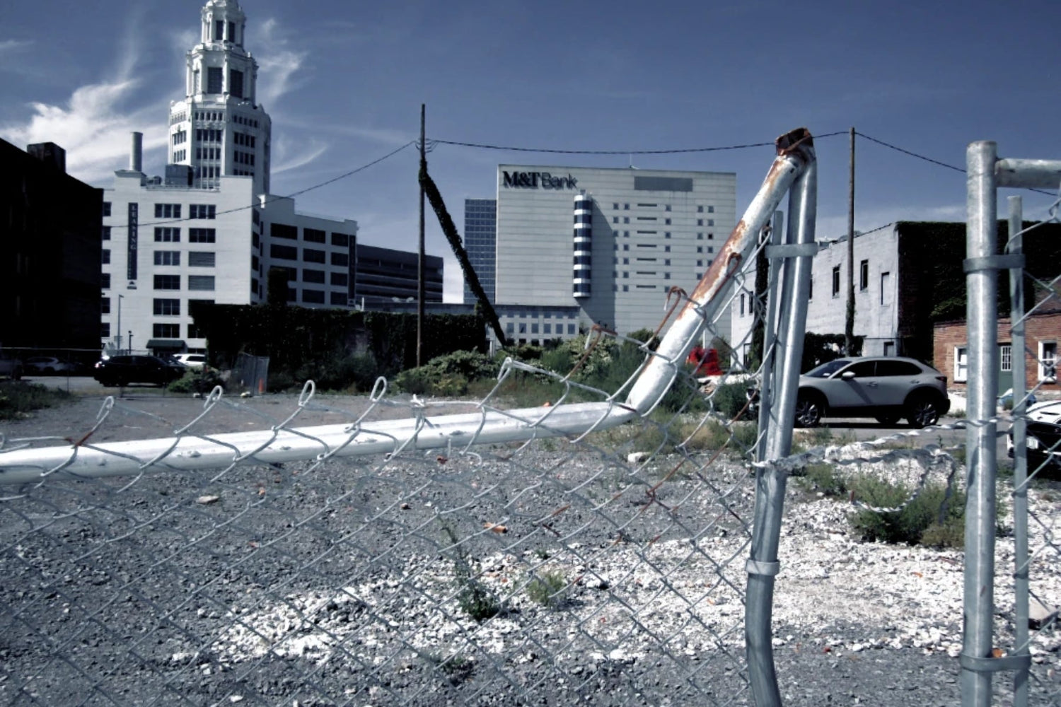 XIMERMJ Embraces the Outsider Perspective with 'Paradox'