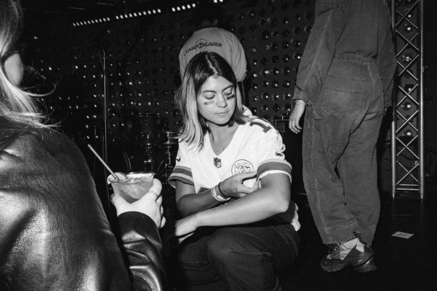 CIAO MALZ Drops Her Shimmering Indie Gem 'Two Feet Tall'