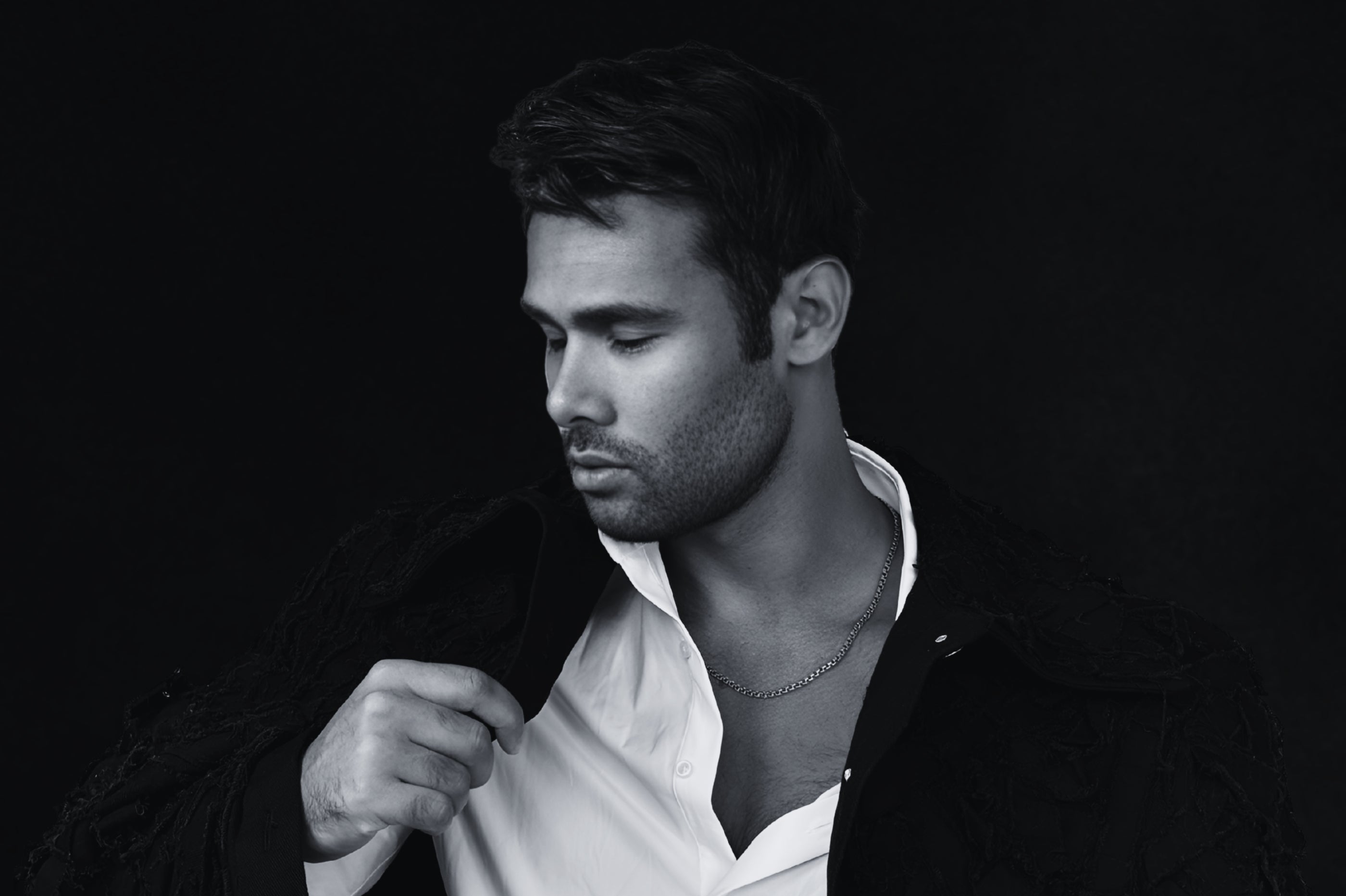 Hoopper's New Album is the Beautiful Sound of Staying Too Long