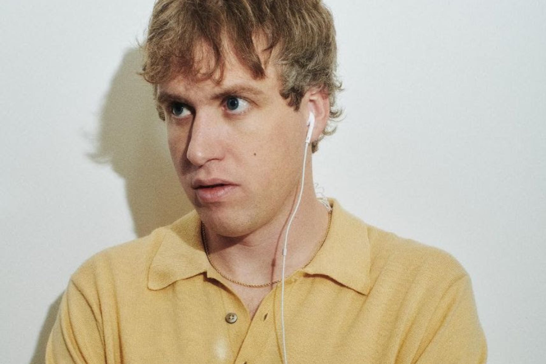 jigitz and Charlotte Plank Deliver High-Speed Thrills on ‘car crash’