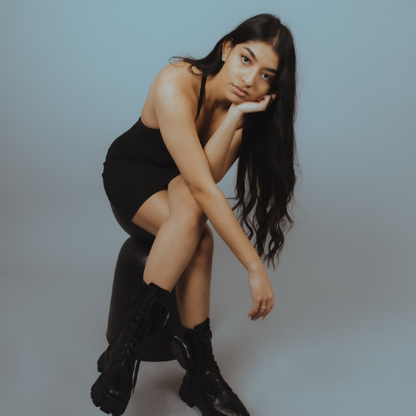 KIANA – ‘Strangers’