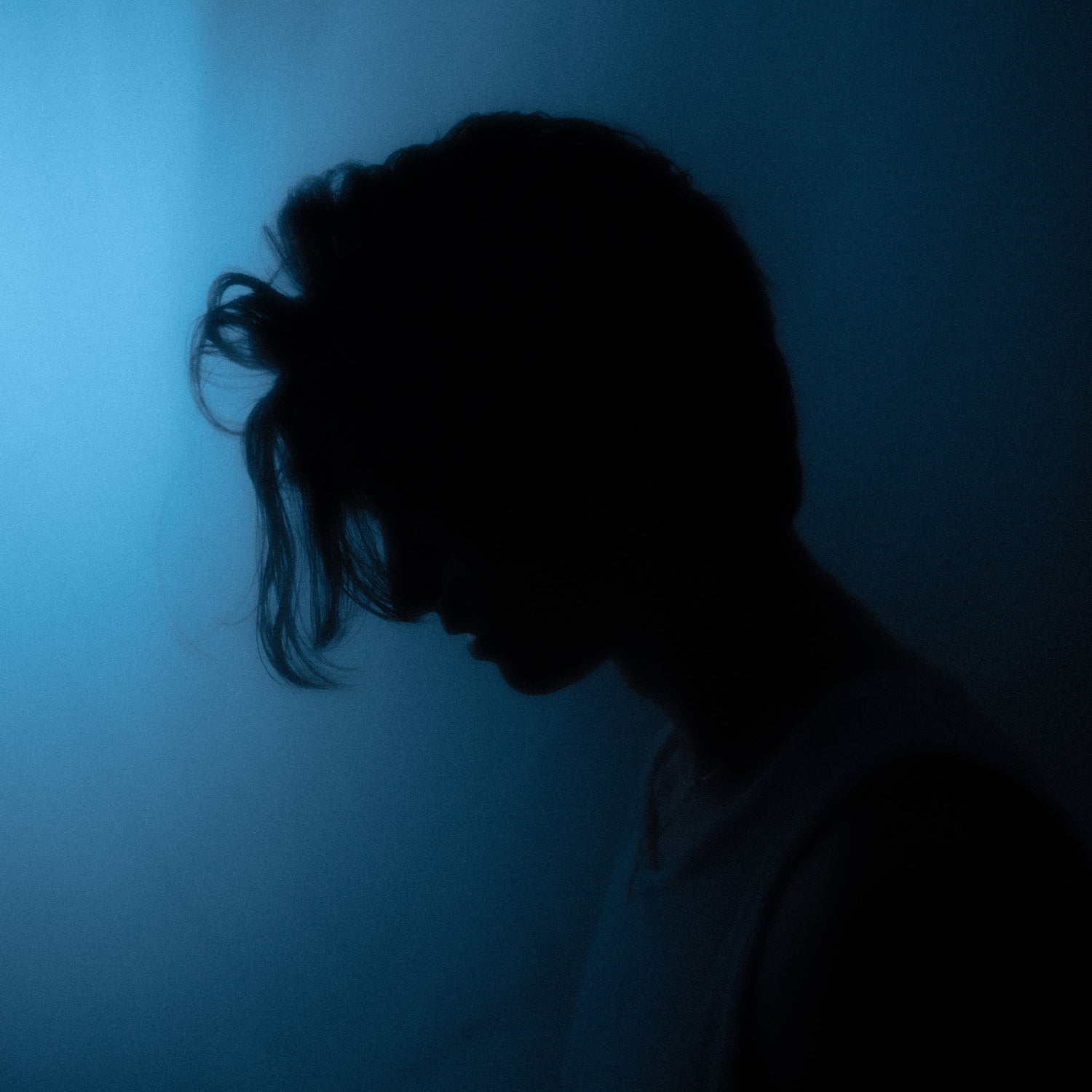 Elijah Woods unveils his heartfelt new EP, 'Silver Lining'
