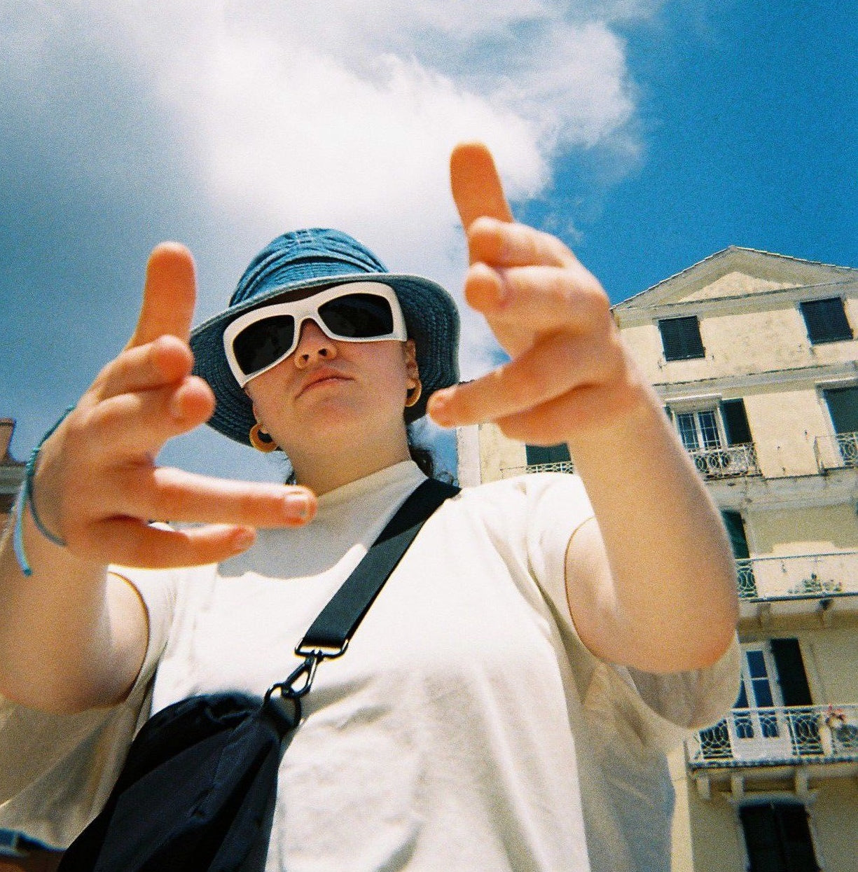 venbee x Rudimental - 'die young'