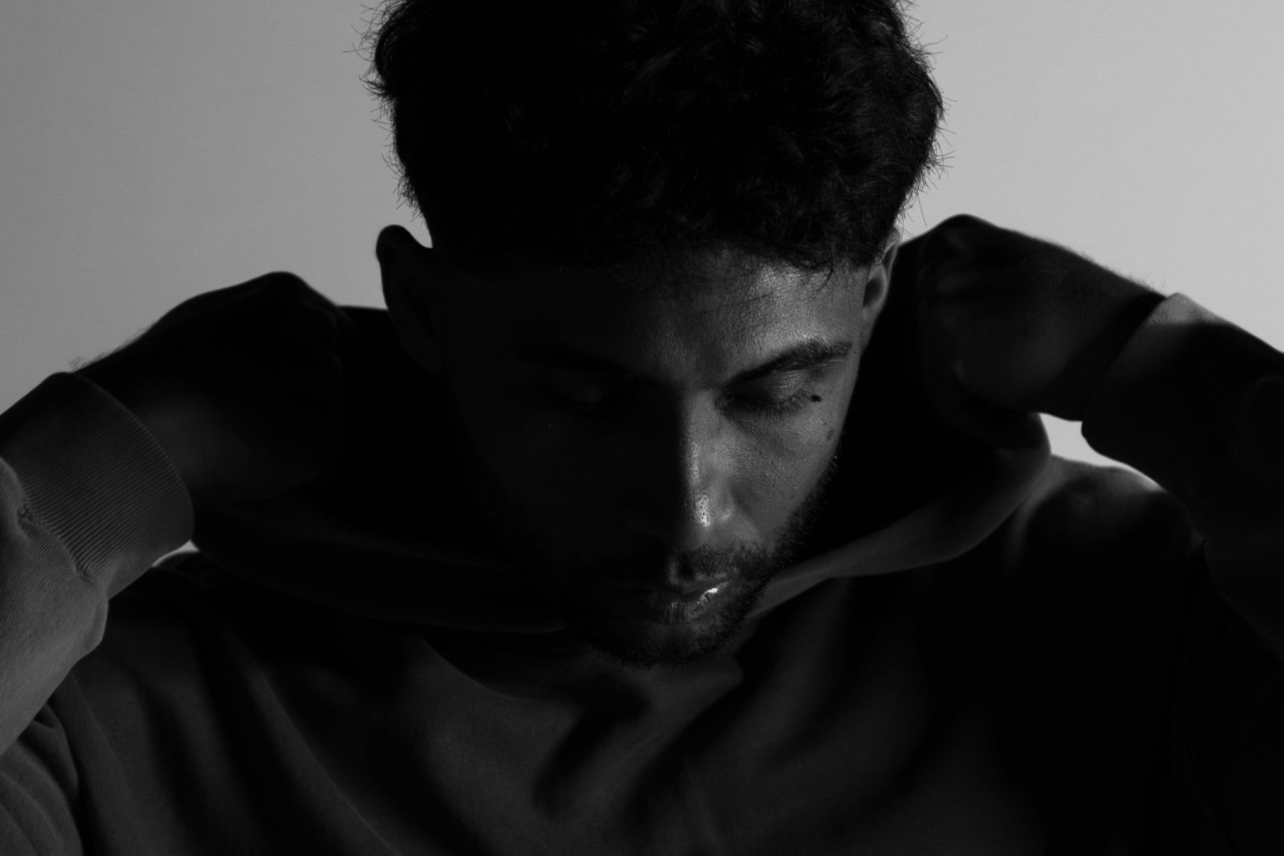Denzel Kennedy Delivers a Punchy First Taste of 'The Lucky Ones'