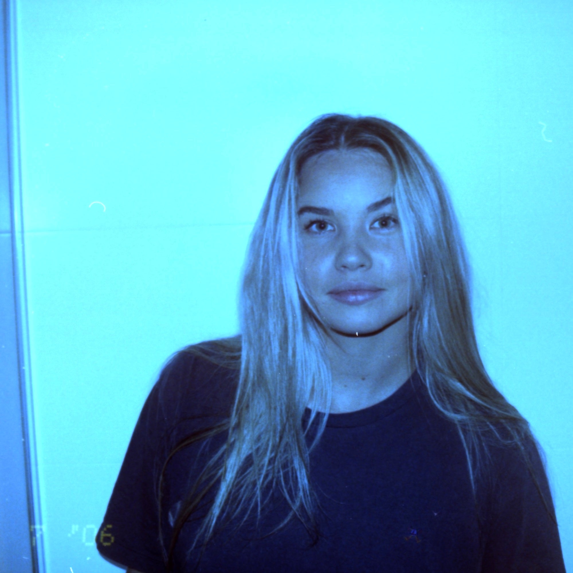 Holly George's 'Feeling' Showcases A Dreamy Escape from Grief