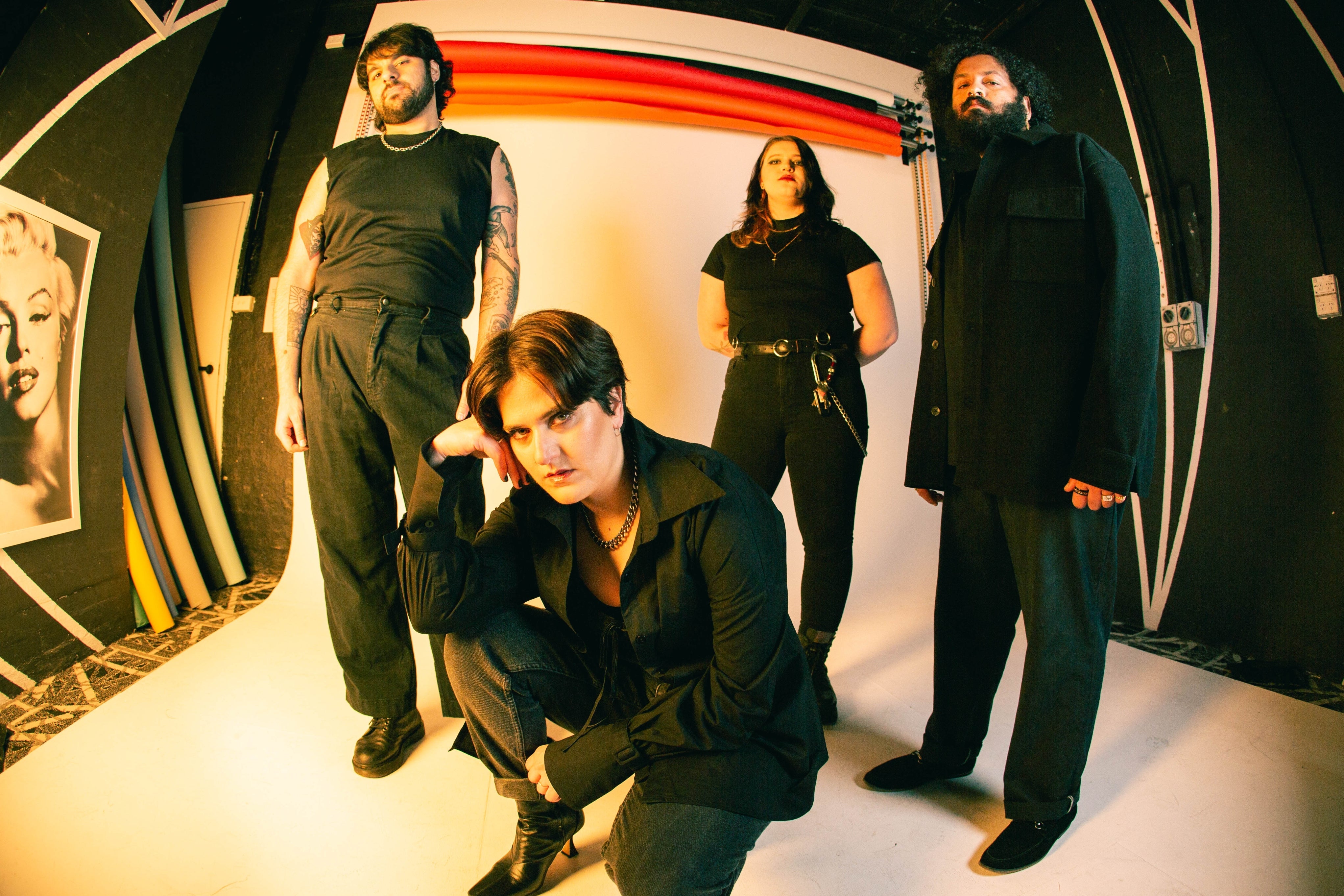 Second Idol’s ‘Mongrel’ is a Ferocious and Necessary Debut for Our Fragmented Age