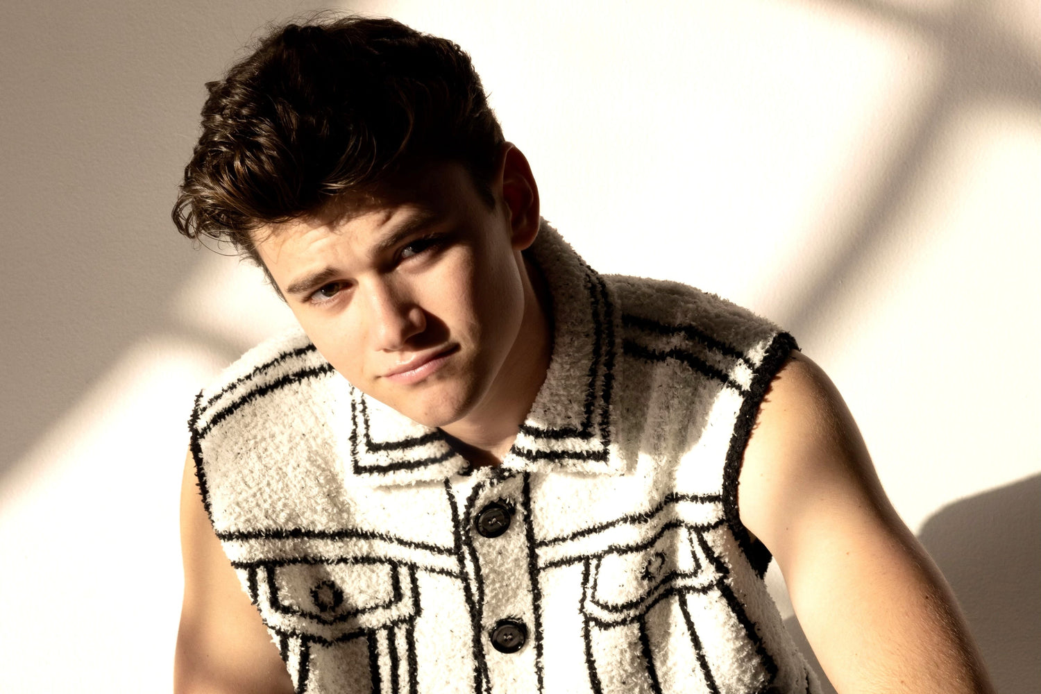 Alexander James Rodriguez Turns Temptation Into Art with 'Veneno'