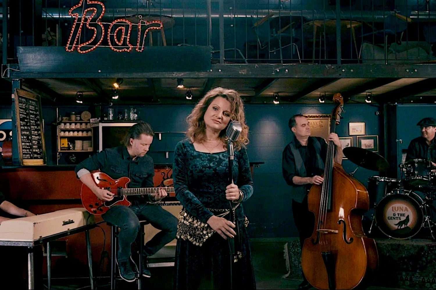 LUNA & The Gents’ ‘Doggy’ is Authentic, Charming Vintage Pop