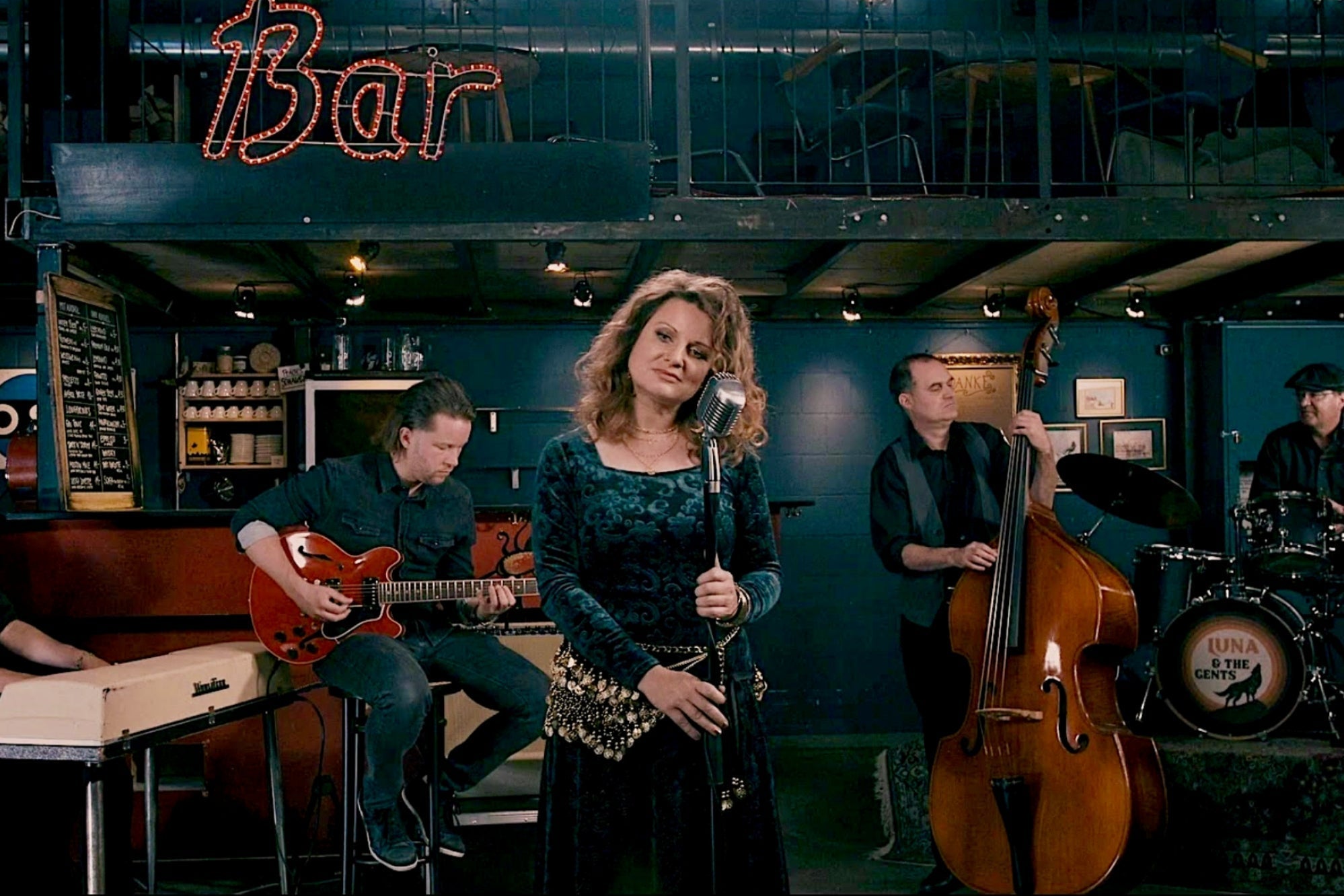 LUNA & The Gents’ ‘Doggy’ is Authentic, Charming Vintage Pop