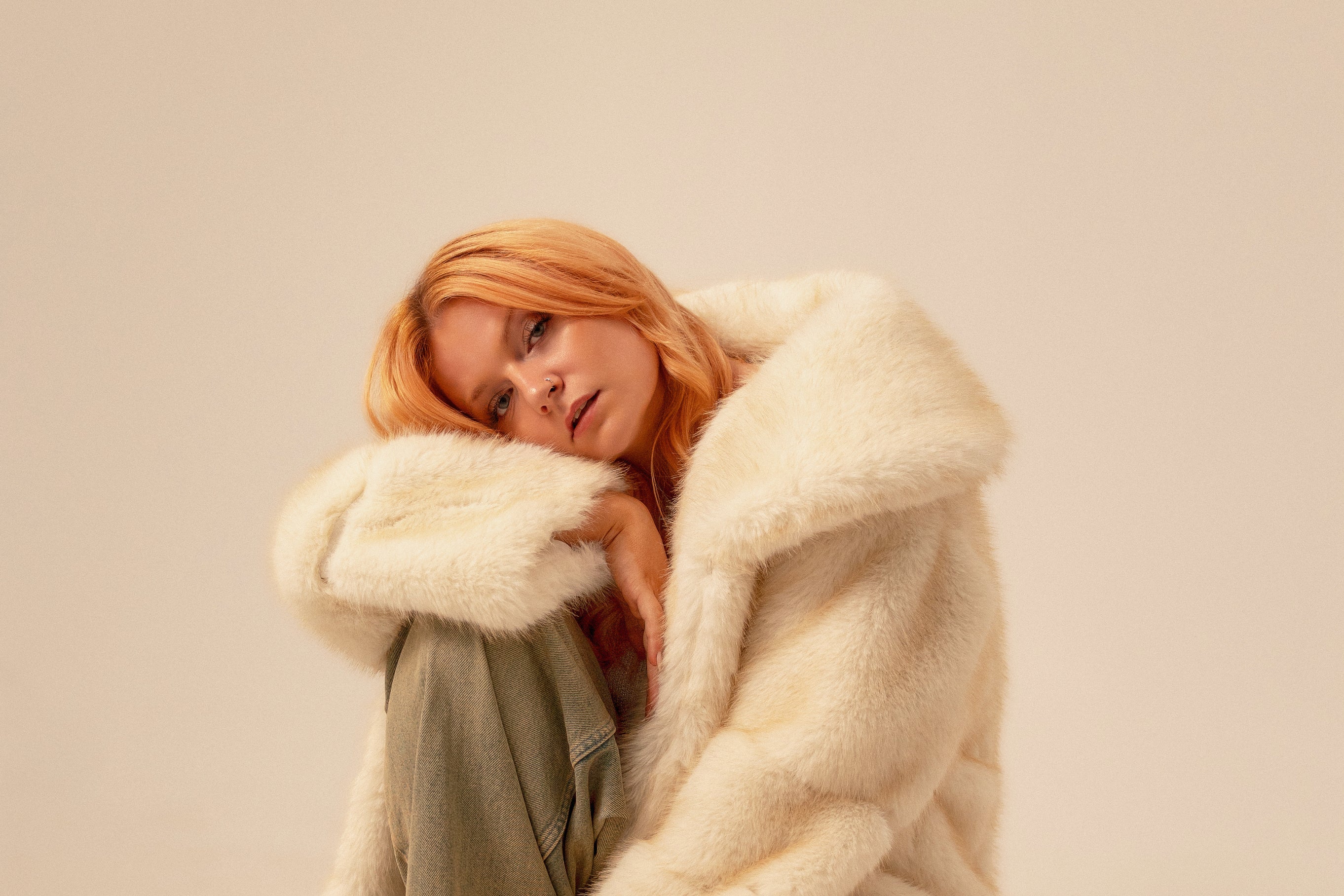 JESSIA Unleashes Your New Self-Love Anthem: 'Therapy &amp; Yoga'