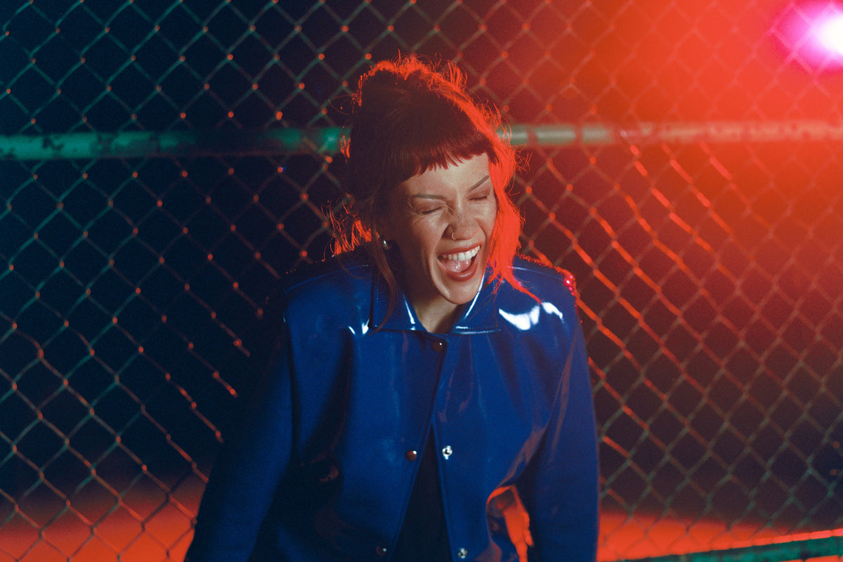 Bess Atwell Joins the Nettwerk Roster and Shares 'The Act'