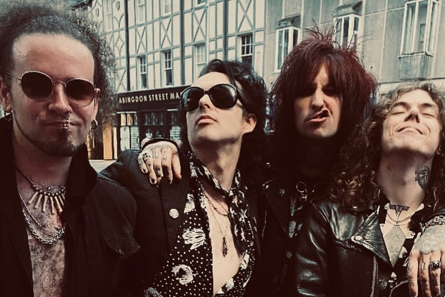 Continental Lovers Are Dialling Up the Drama with ‘Connection’