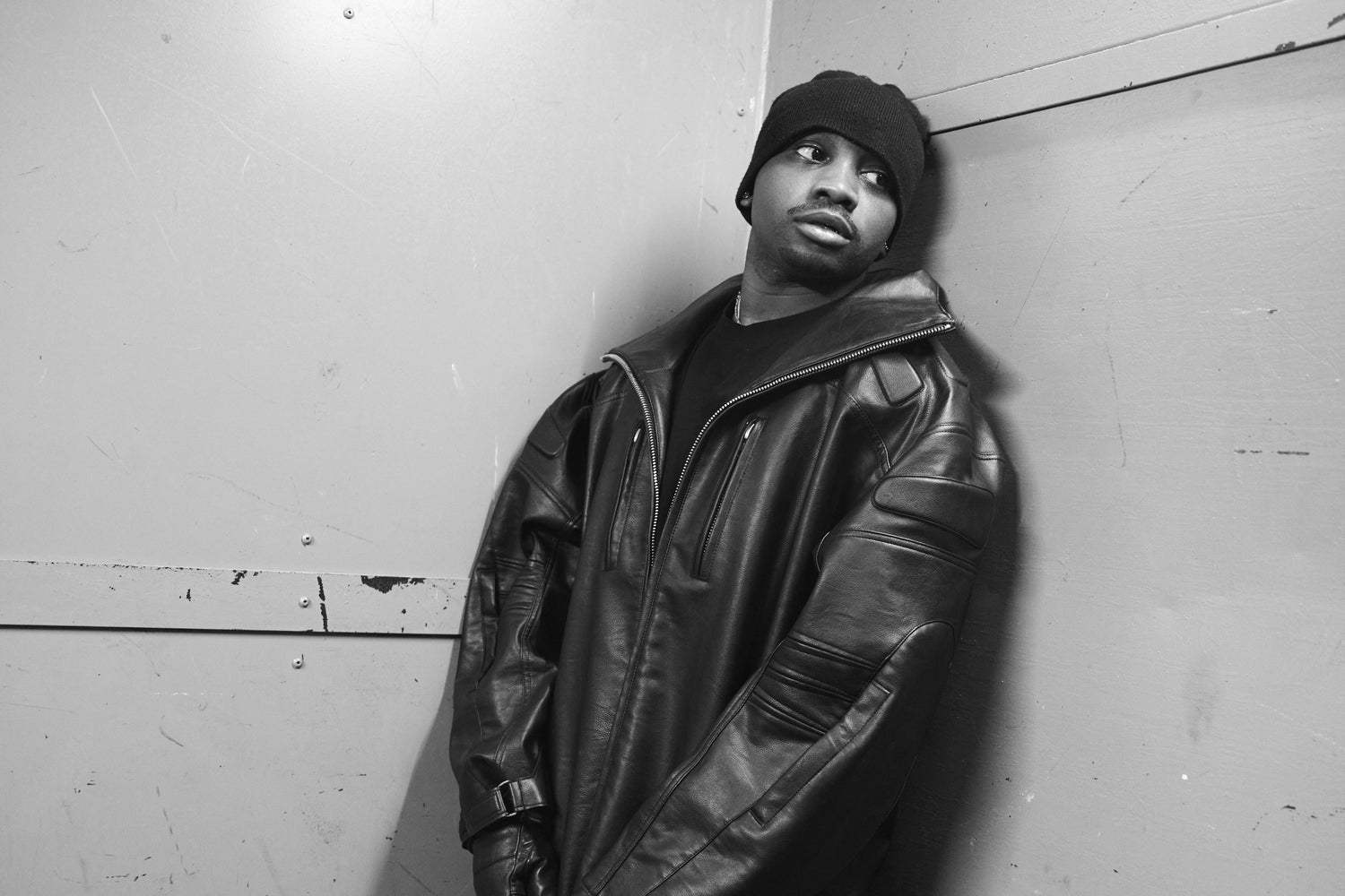 Myles Lloyd Hypnotises with 'Voodoo' Video as 'I’m Still Thinking' Hits Hard