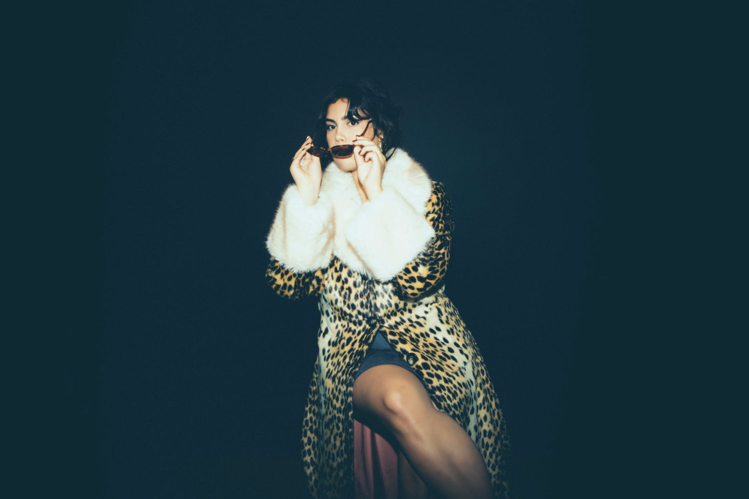 Gypsy Lee Breaks the Silence with Stark New Anthem ‘Snitches’