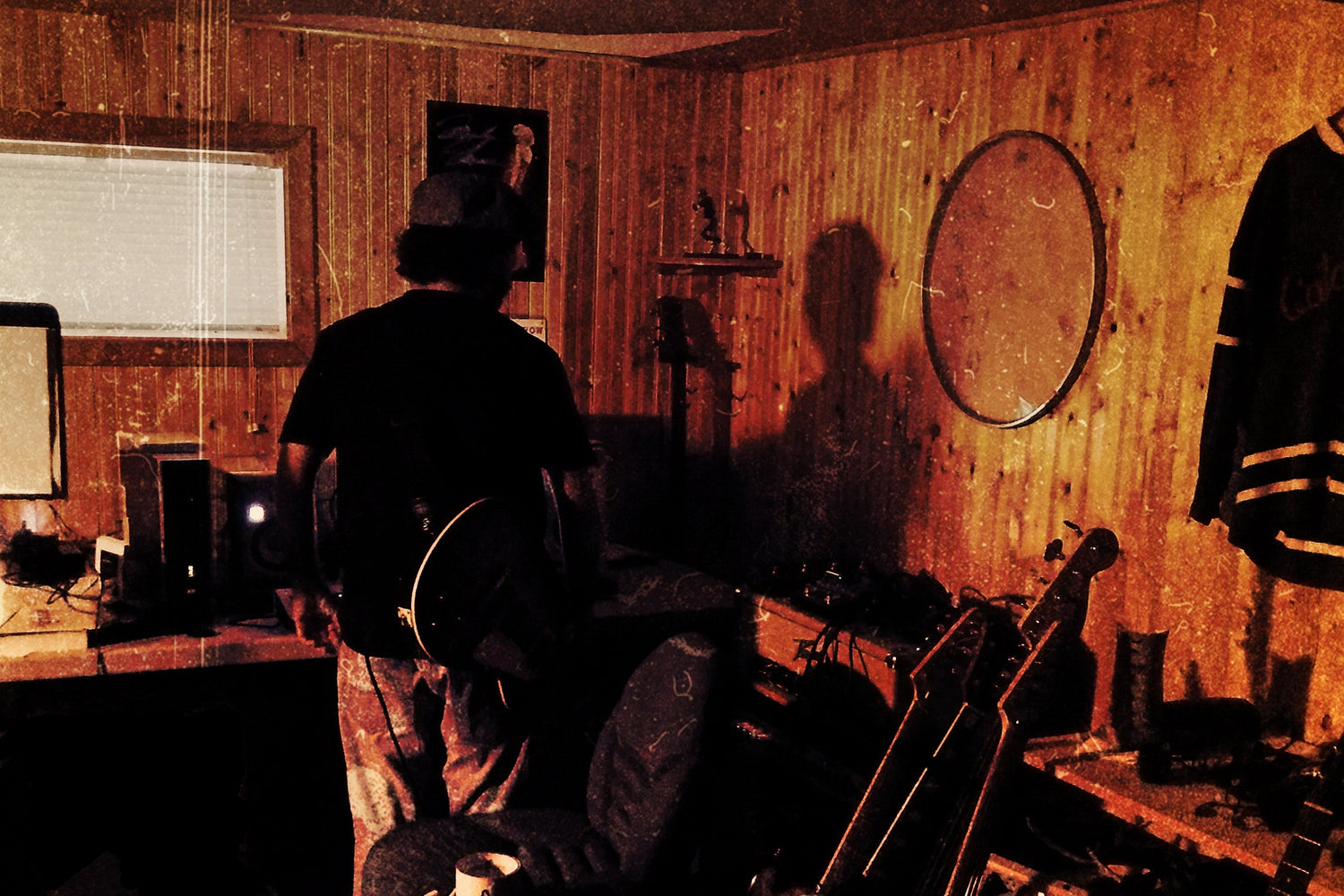 Hilton Scott’s ‘Christmas Time’ is a Slice of Instantly Familiar Festive Joy