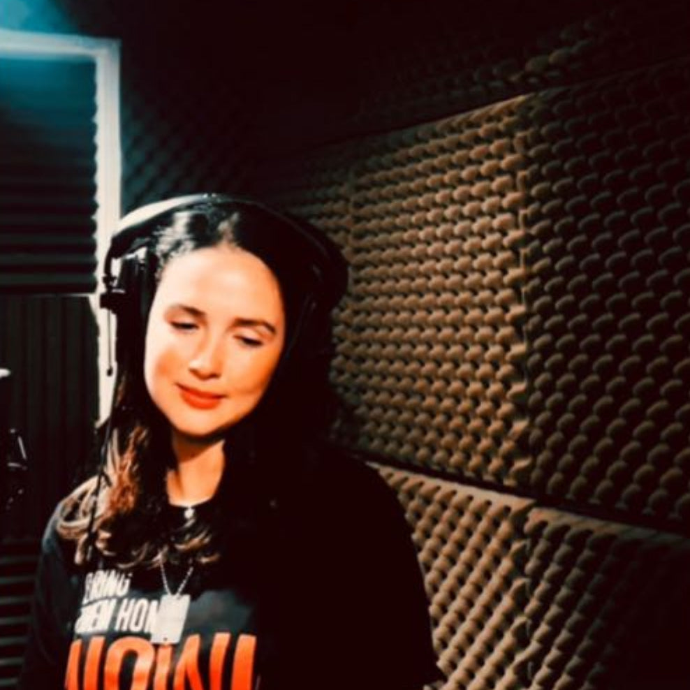 Tara Leigh's Debut Song 'Bring Them Back' Resonates Perfectly with Deep Emotion