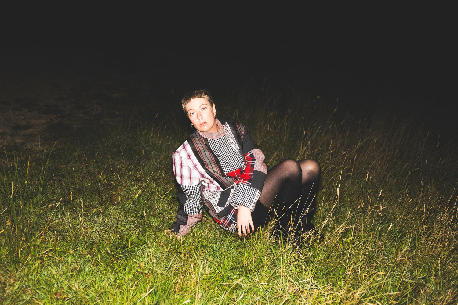 Jannah Beth Embraces the Cosmic Flow with New Album