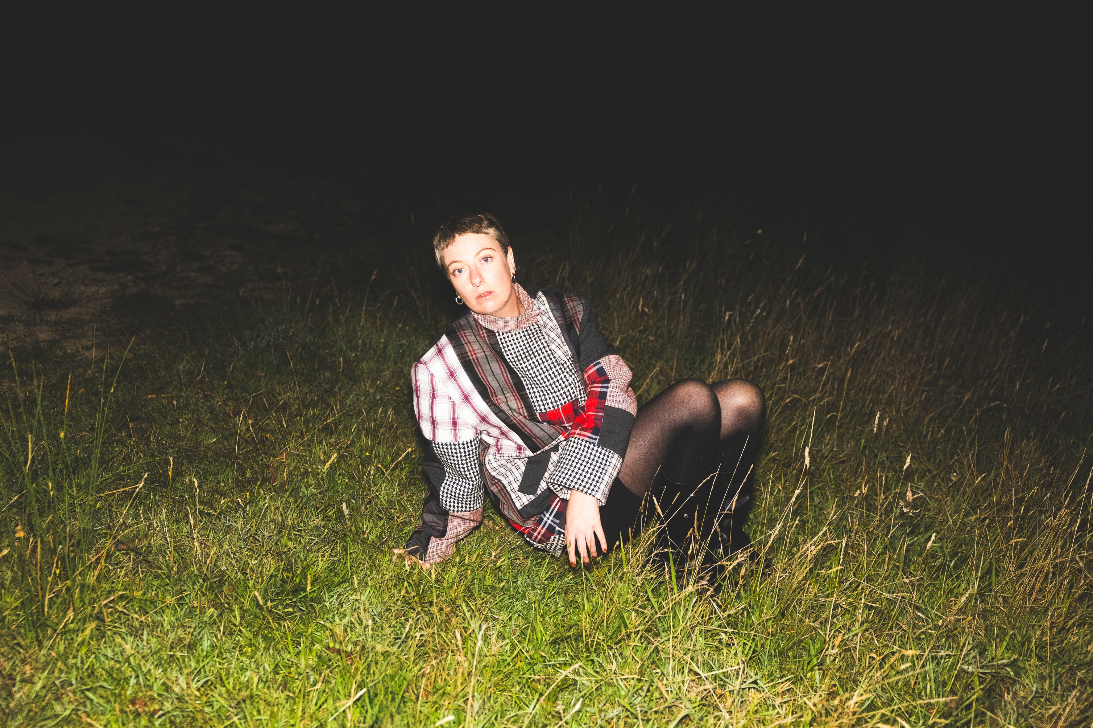 Jannah Beth Embraces the Cosmic Flow with New Album