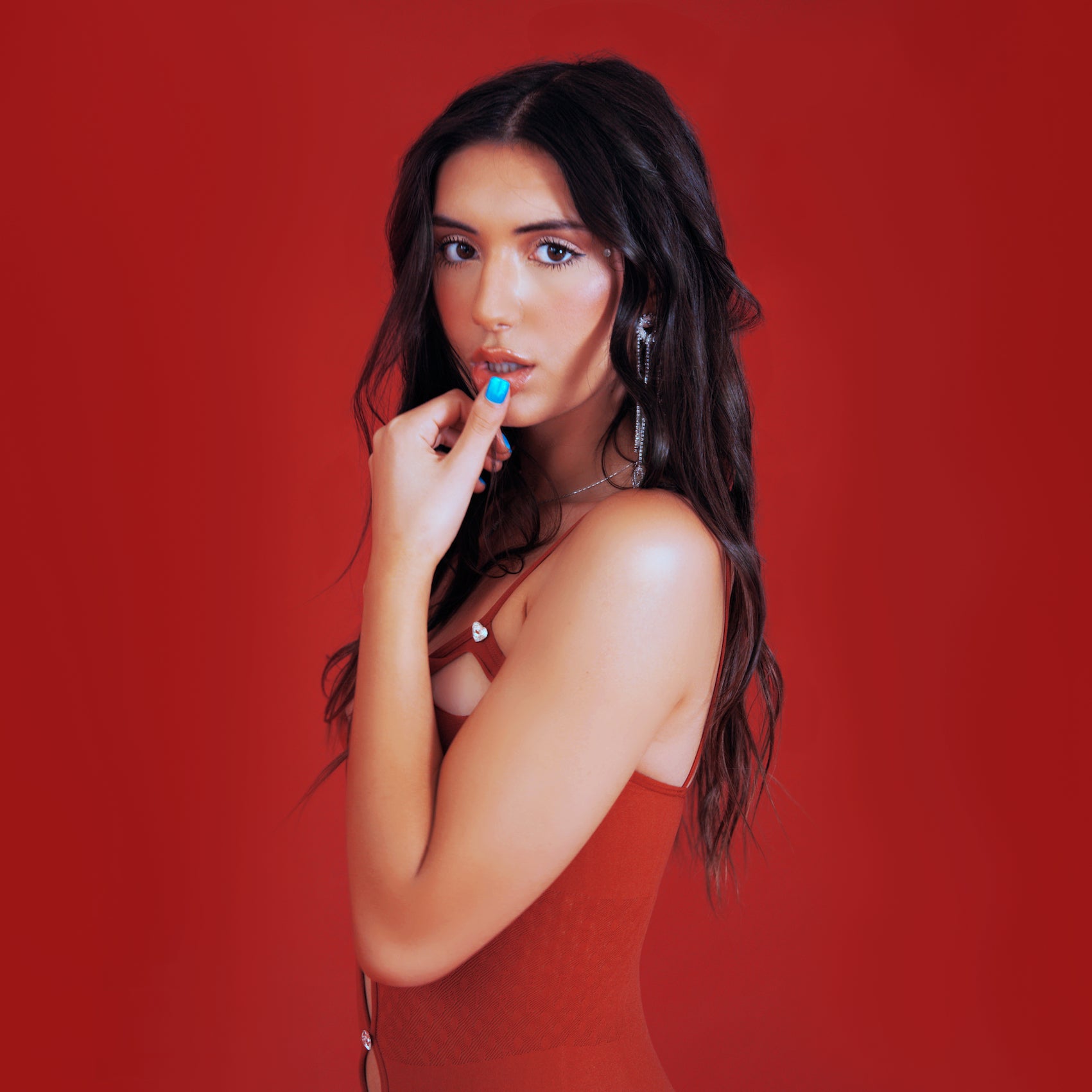 Juls - 'Heartbreaker'