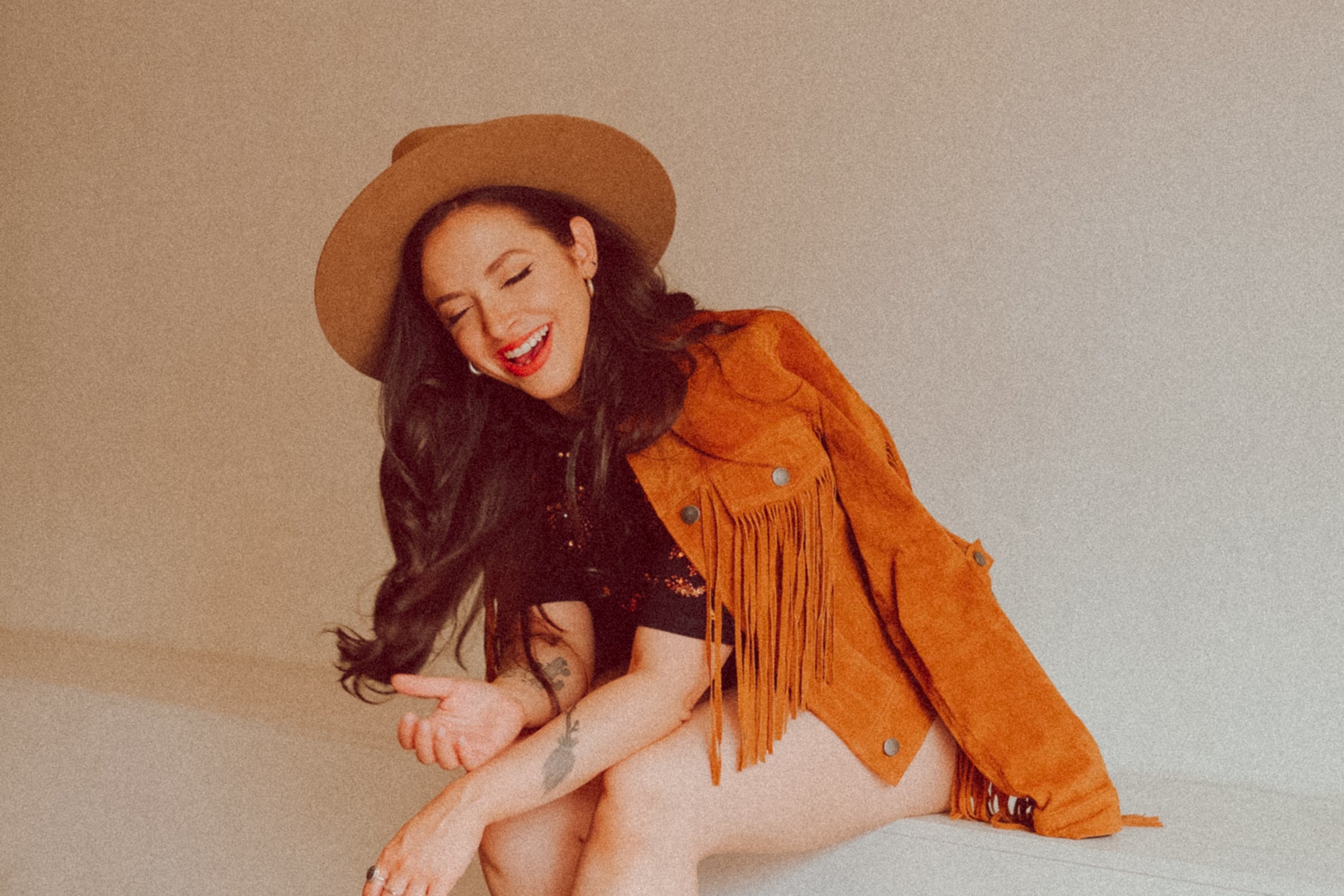 Lisa De Angelis Releases Upbeat Breakup Anthem 'Wildwood (Time To Grow Up)'