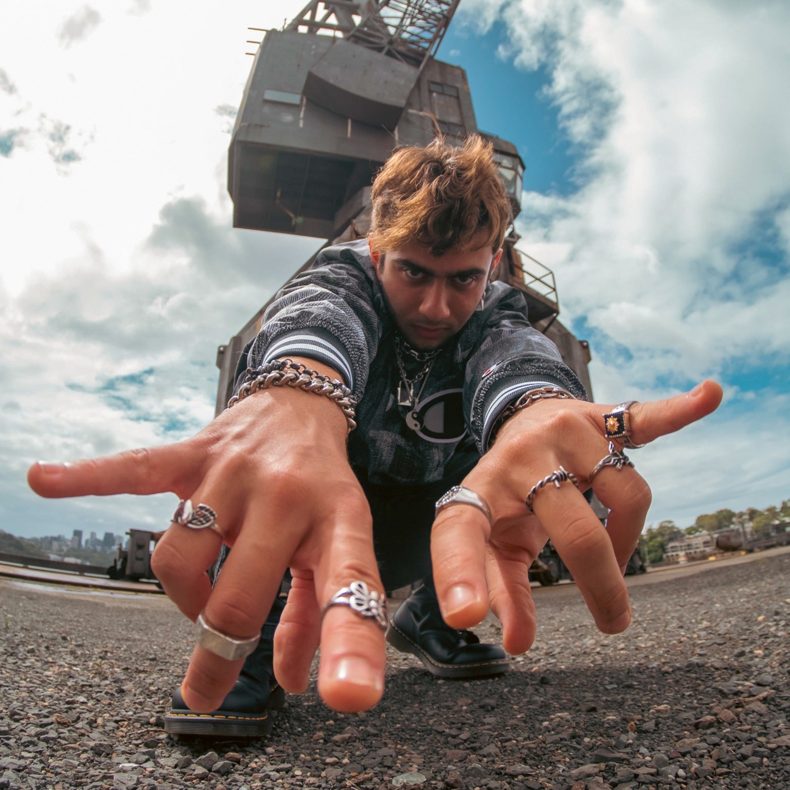 LENARD's 'Ghost Inside Their Brain' blends hip-hop with psychedelia in an introspective triumph