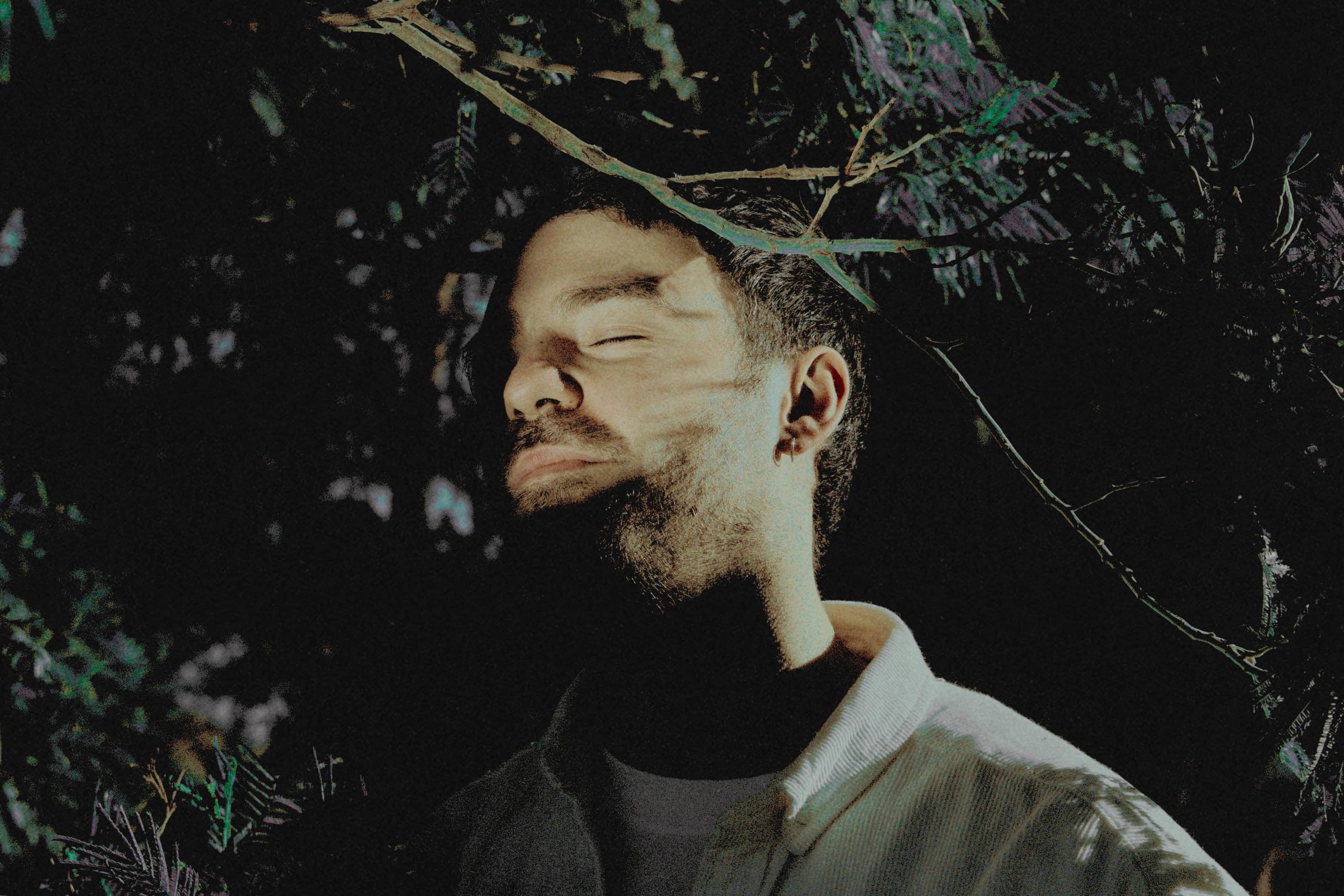 Slowcoaching Breaks Silence with Dreamy New Tune