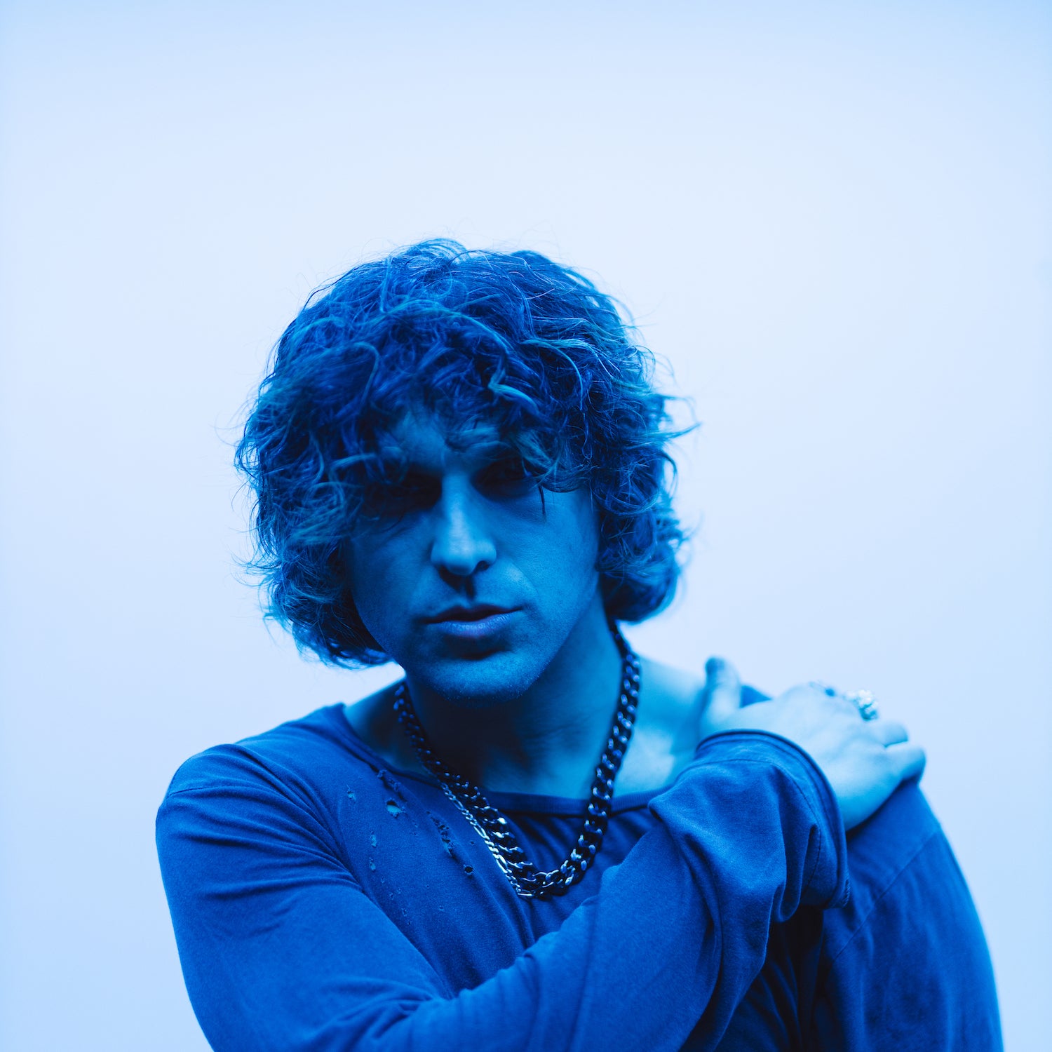 Sam Louis Shares Debut Album '8 Ball', An Alt-Pop Odyssey of Mental Health And Escapism
