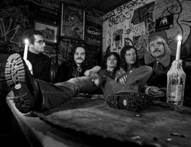 London’s Scarlett Woolfe leave an indelible mark with the release of ‘Poor Suzy’